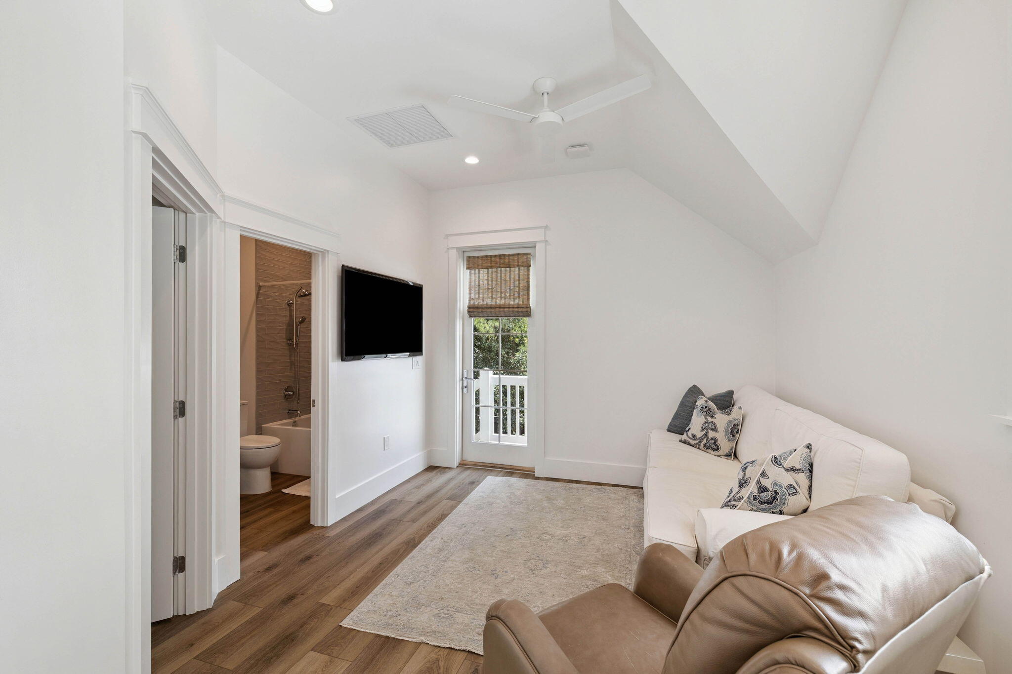 DAUGHETTES AMENDED - Residential