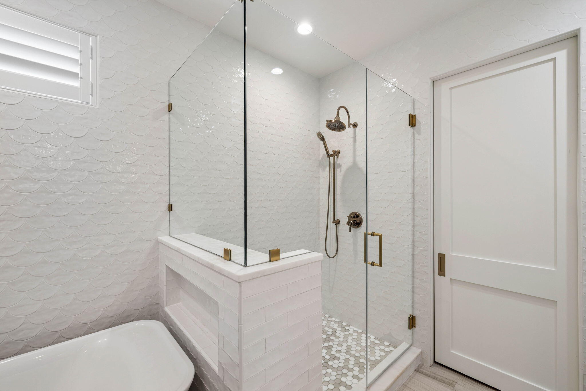 DAUGHETTES AMENDED - Residential