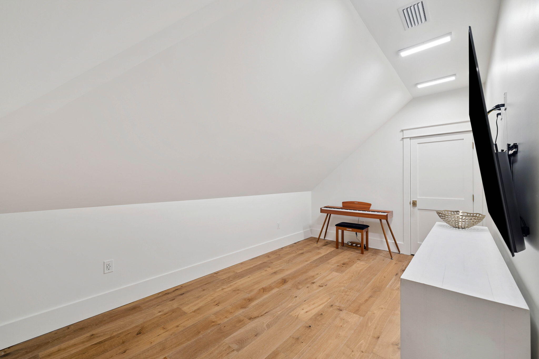 DAUGHETTES AMENDED - Residential