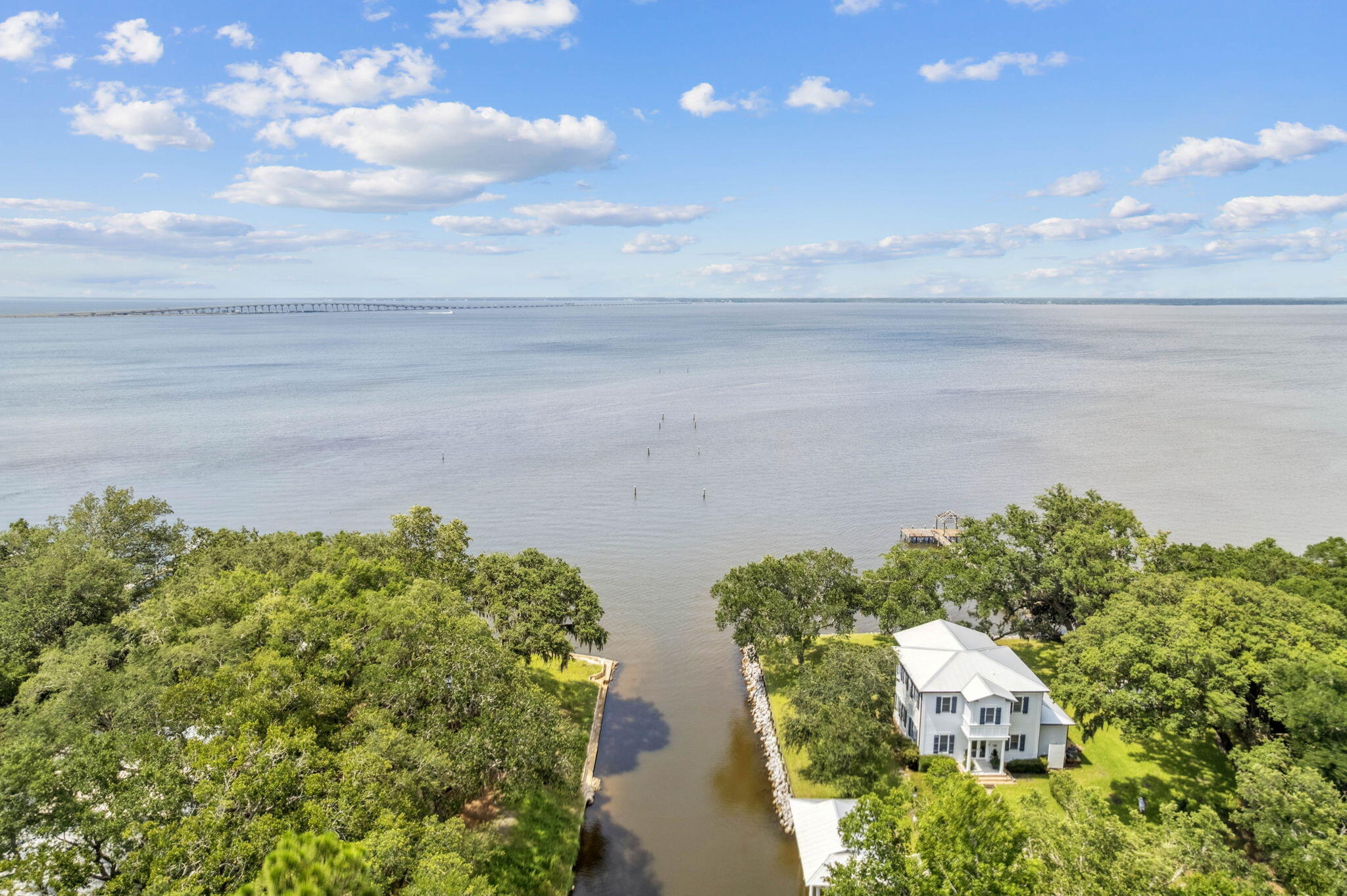 DAUGHETTES AMENDED - Residential