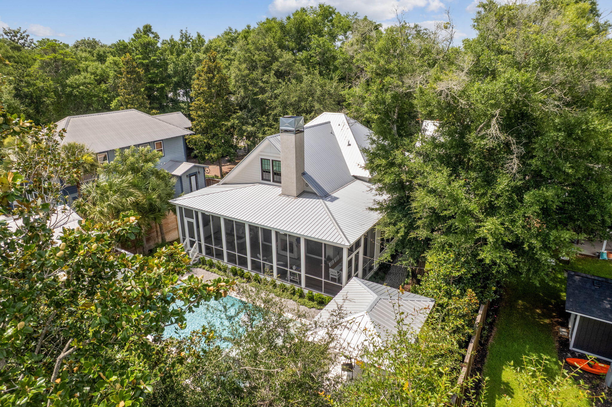 DAUGHETTES AMENDED - Residential