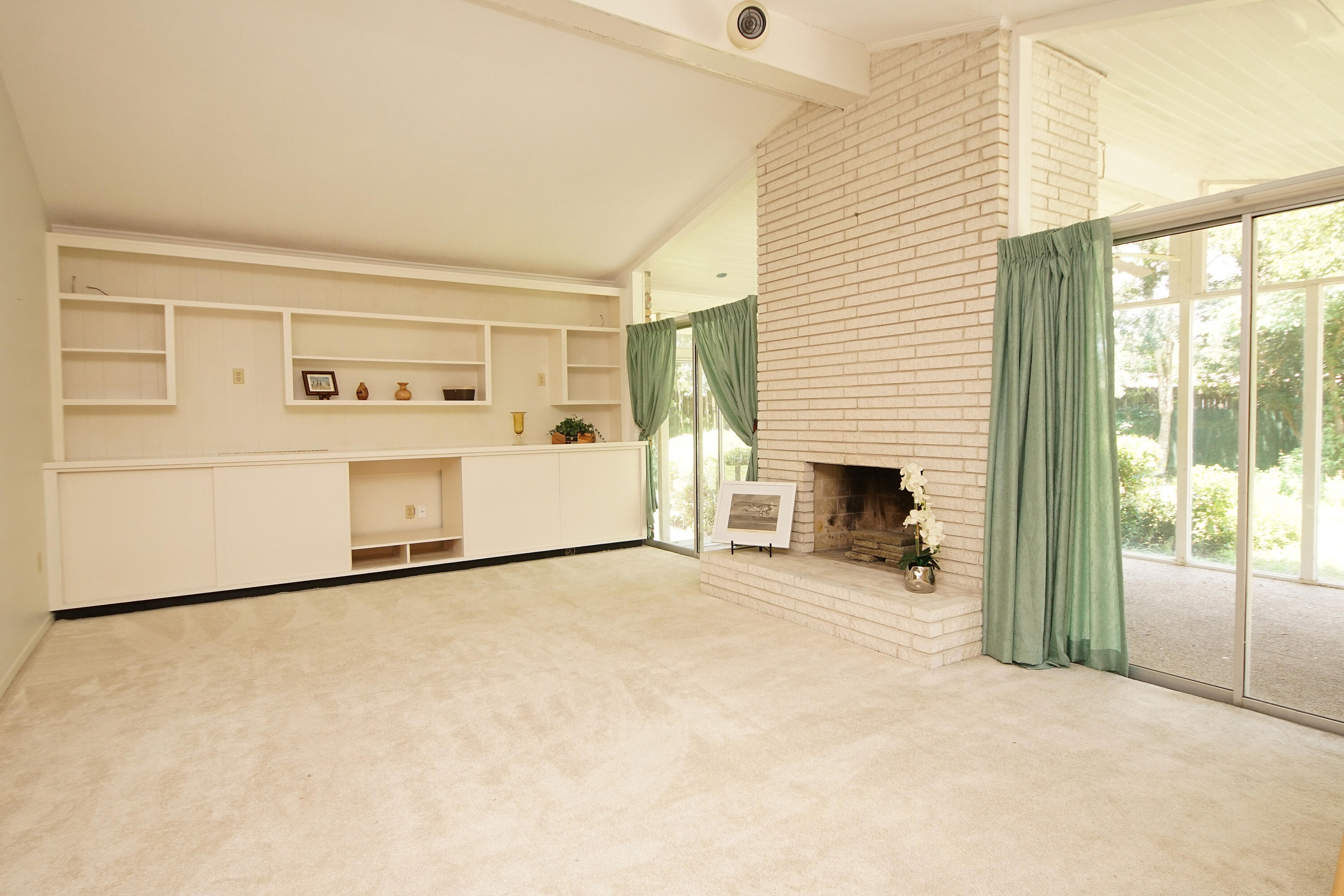 BAYOU POQUITO - Residential