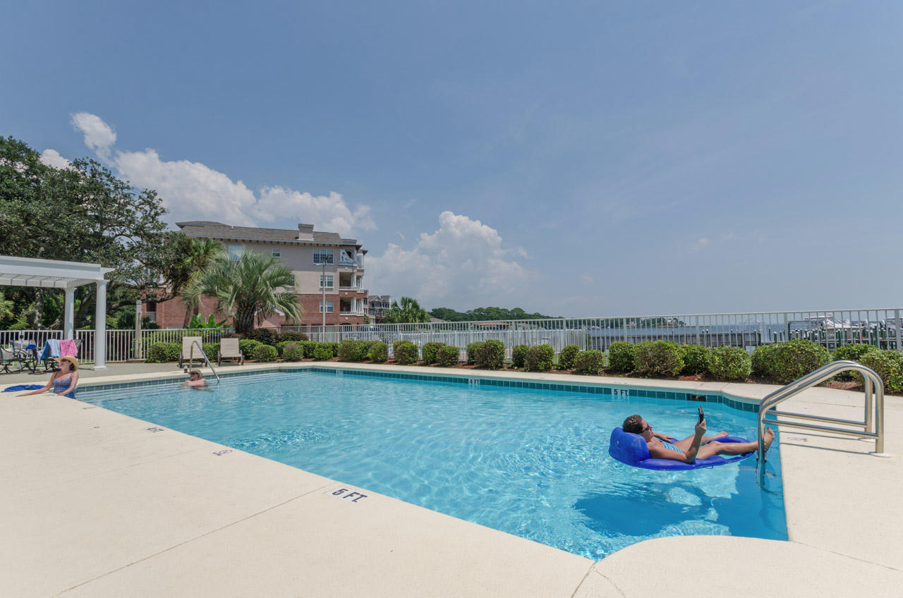 CAMP WALTON VILLAGE CONDO - Residential