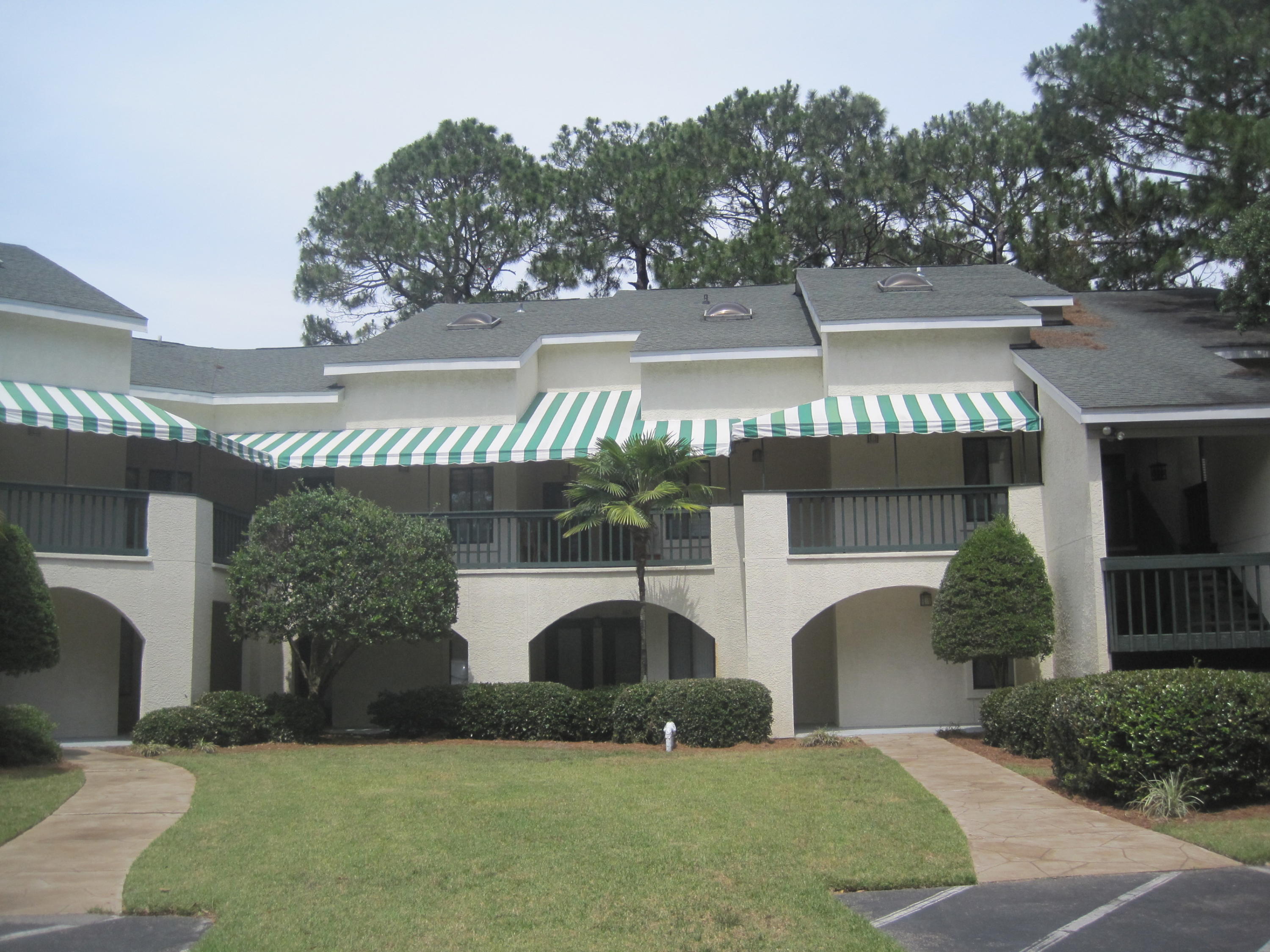 LAKESIDE CONDO AT BLUEWATER BA - Residential