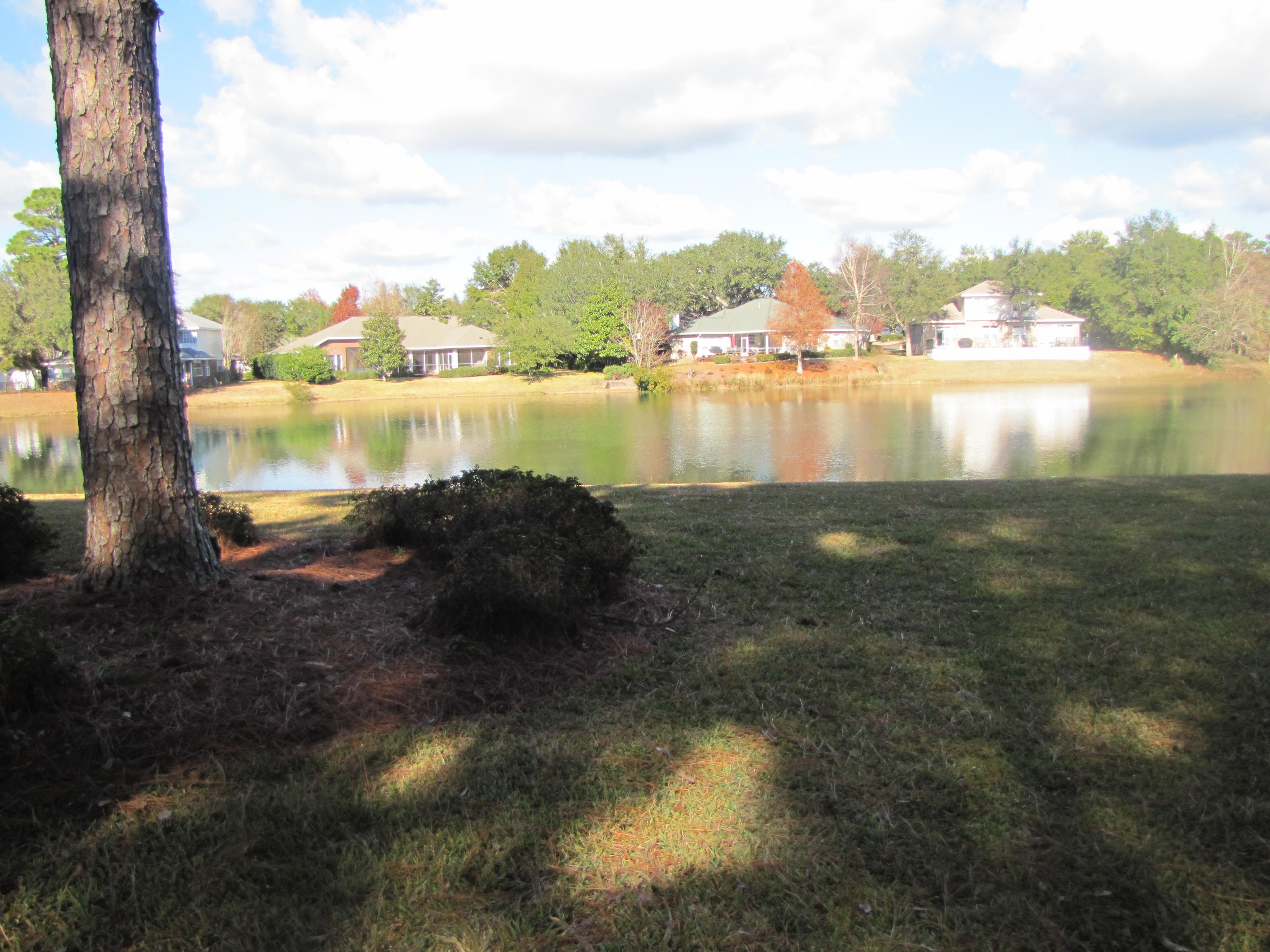 LAKESIDE CONDO AT BLUEWATER BA - Residential