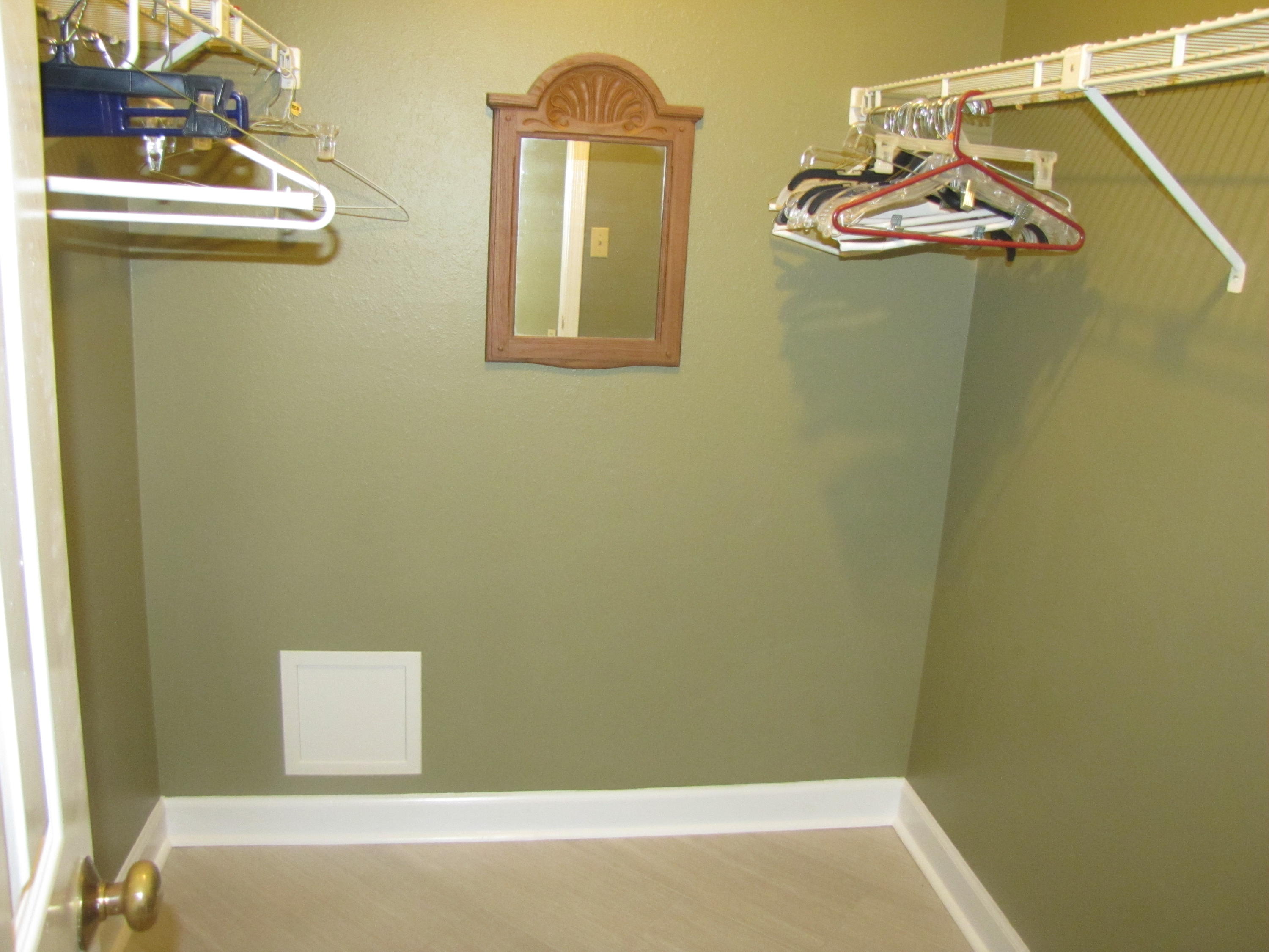 LAKESIDE CONDO AT BLUEWATER BA - Residential