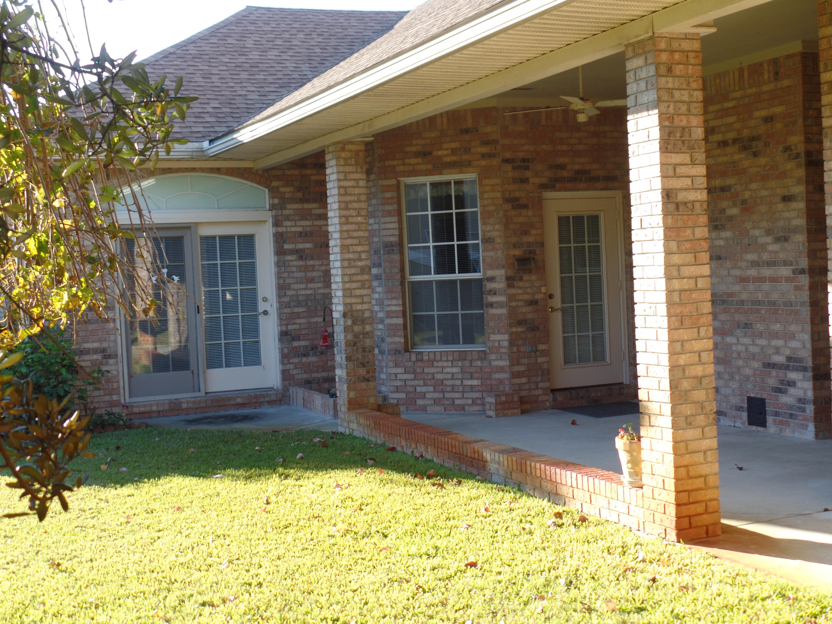 PRITCHARD POINT - Residential