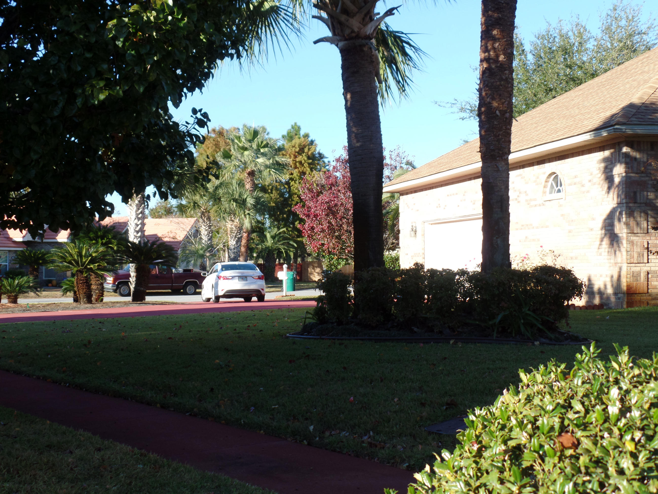 PRITCHARD POINT - Residential