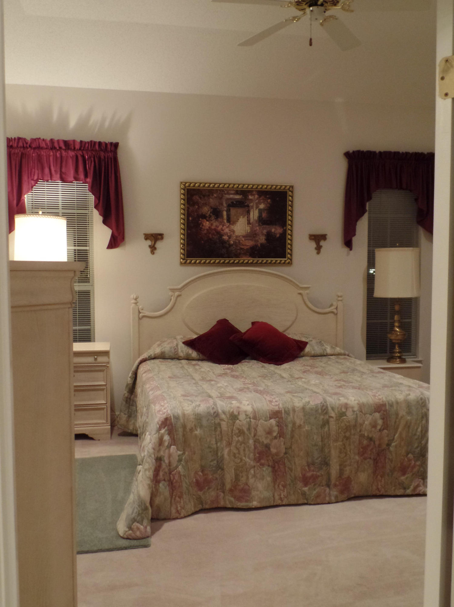 PRITCHARD POINT - Residential