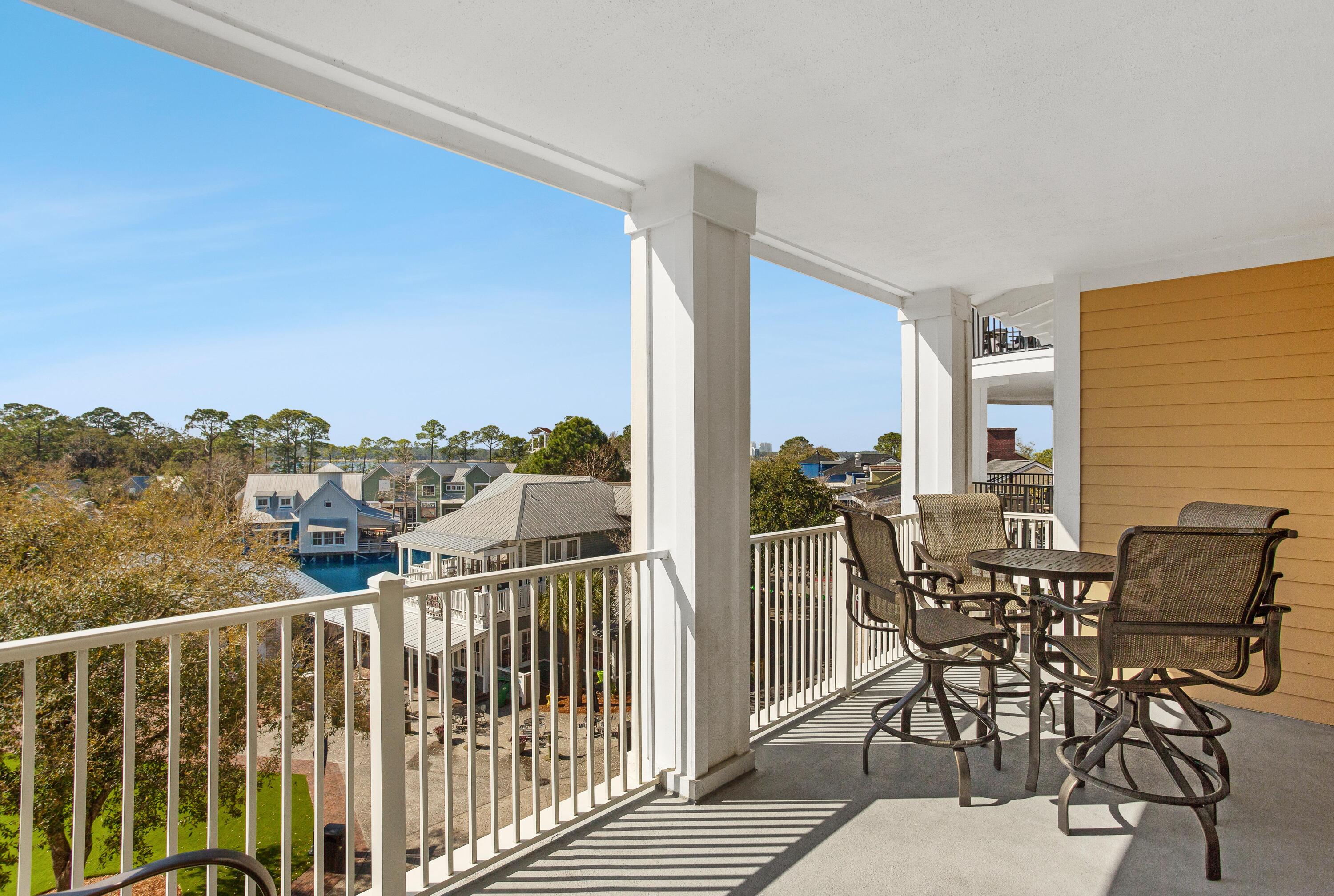 OBSERVATION POINT - Residential