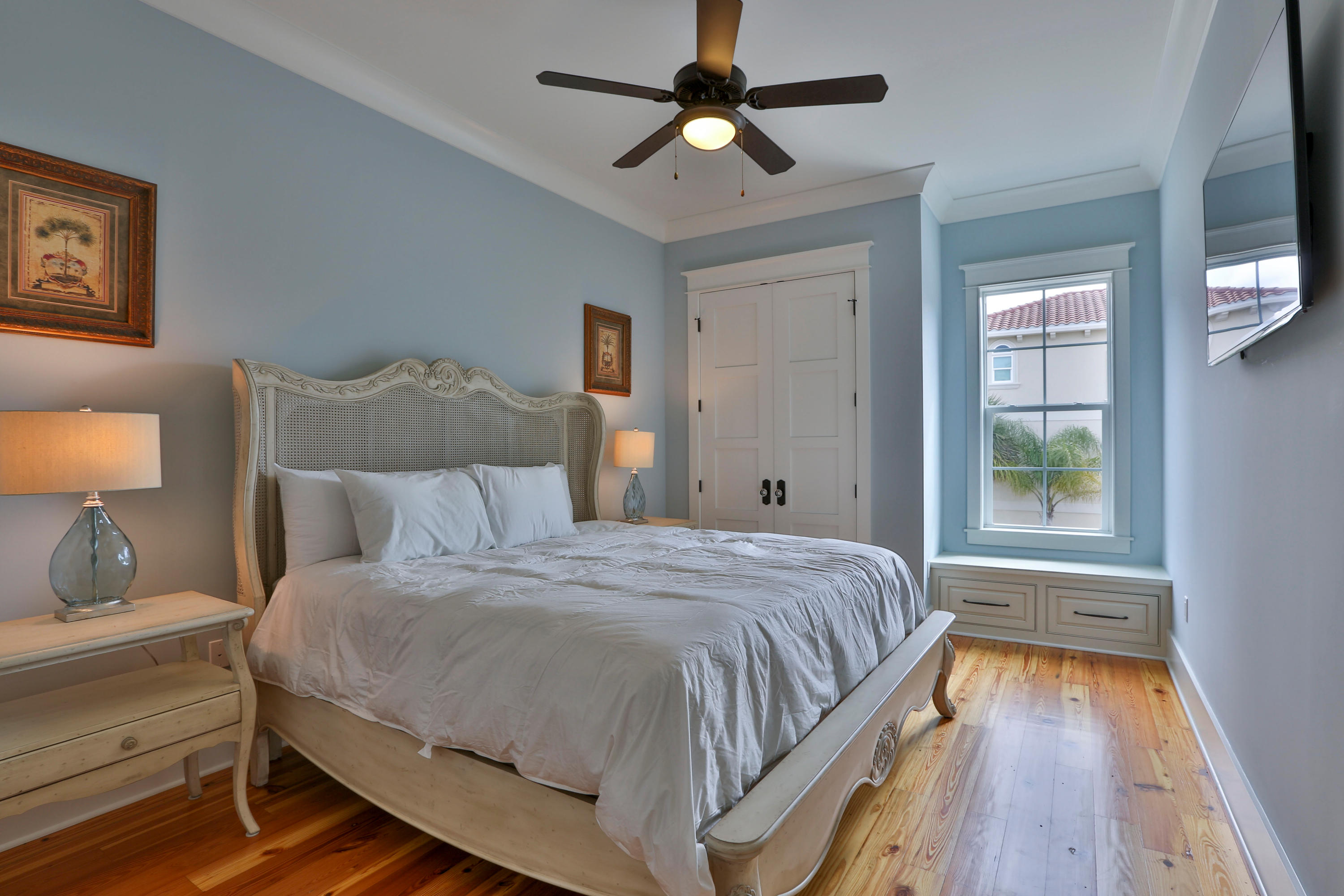 EMERALD DUNES - Residential