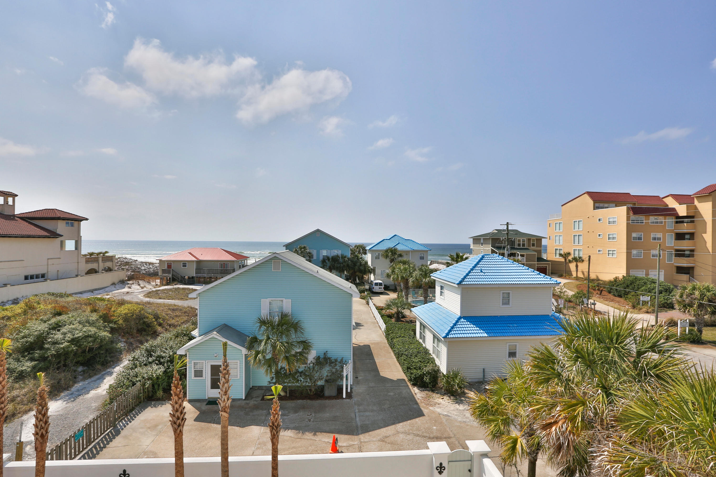 EMERALD DUNES - Residential