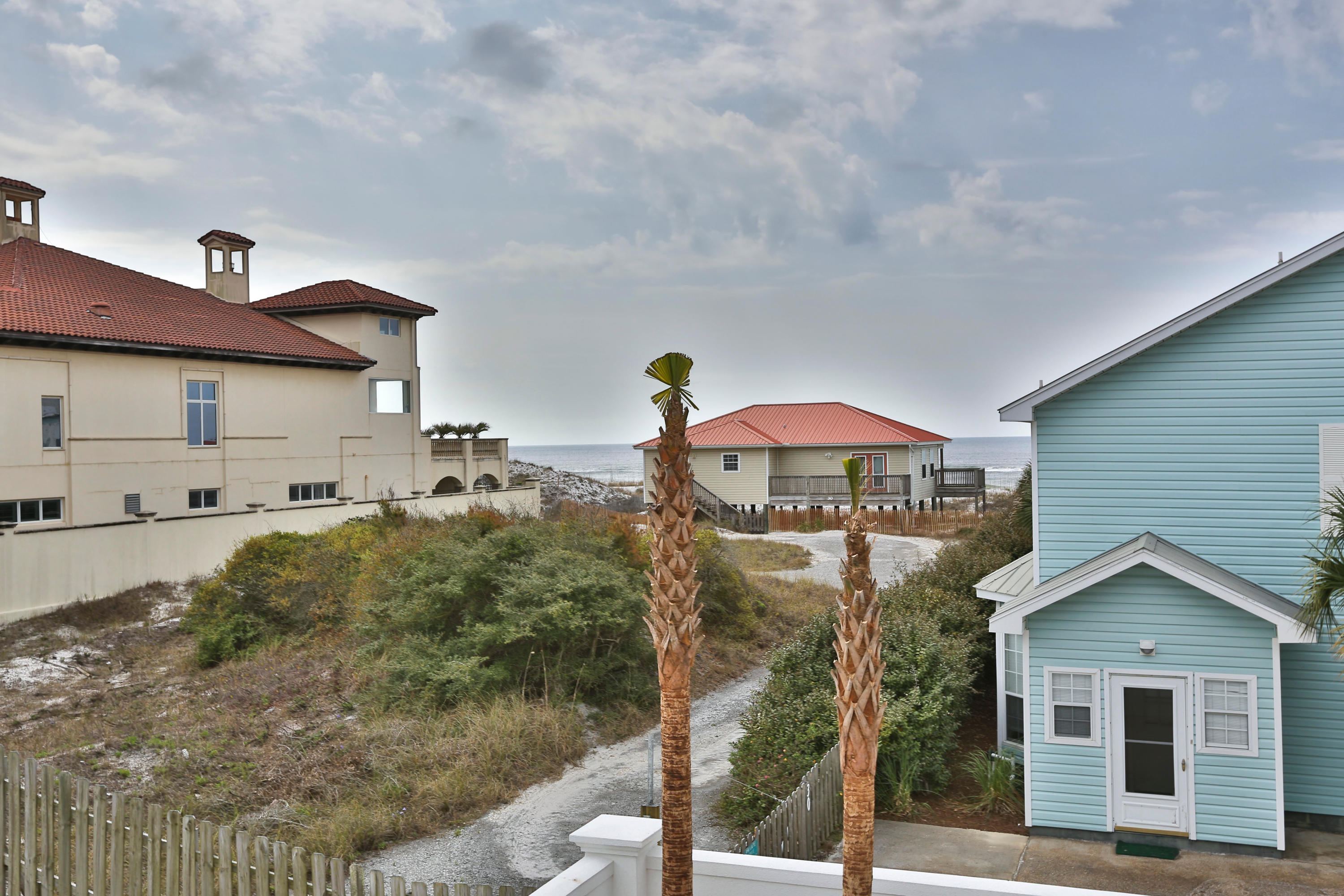 EMERALD DUNES - Residential