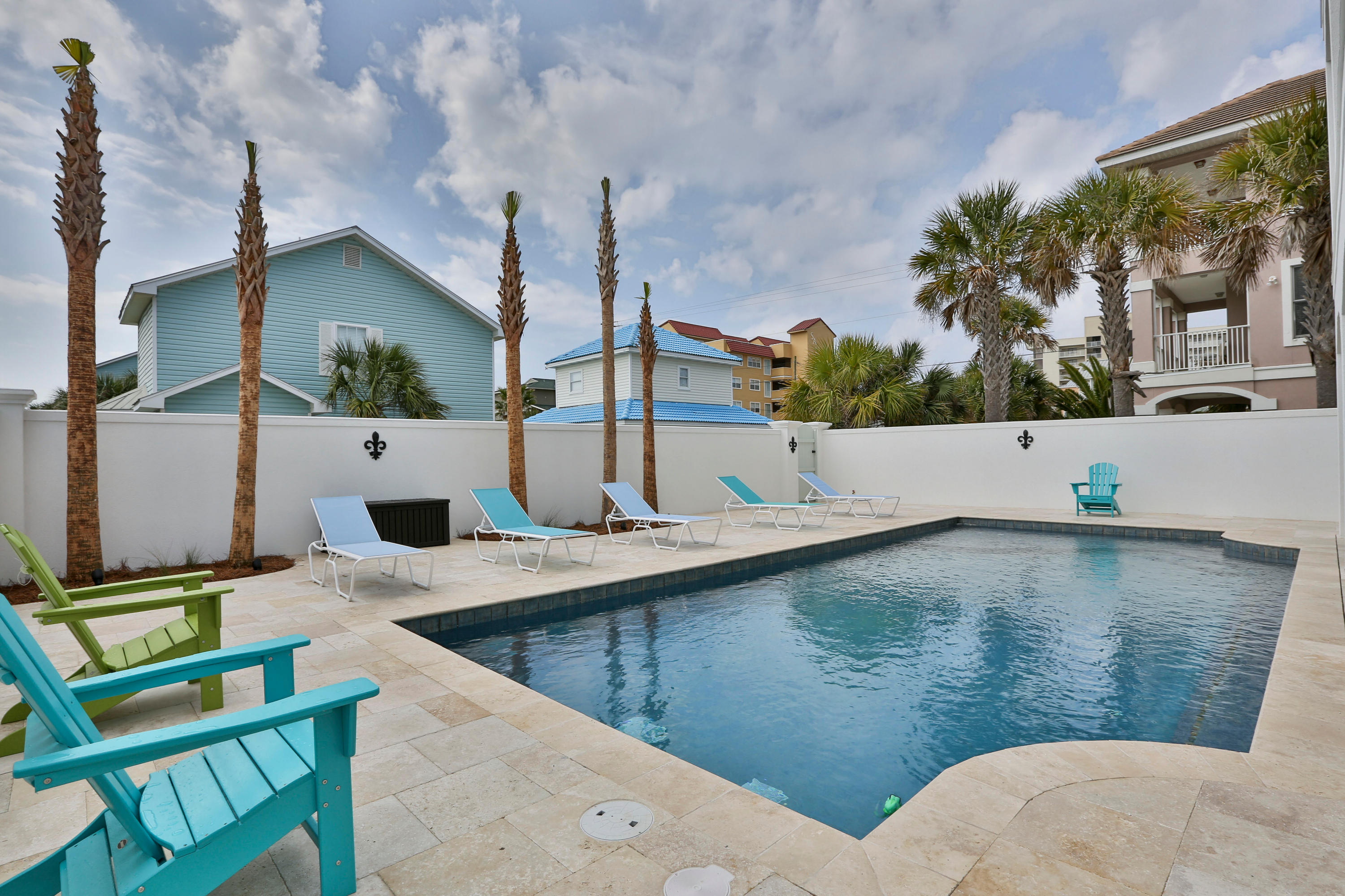 EMERALD DUNES - Residential