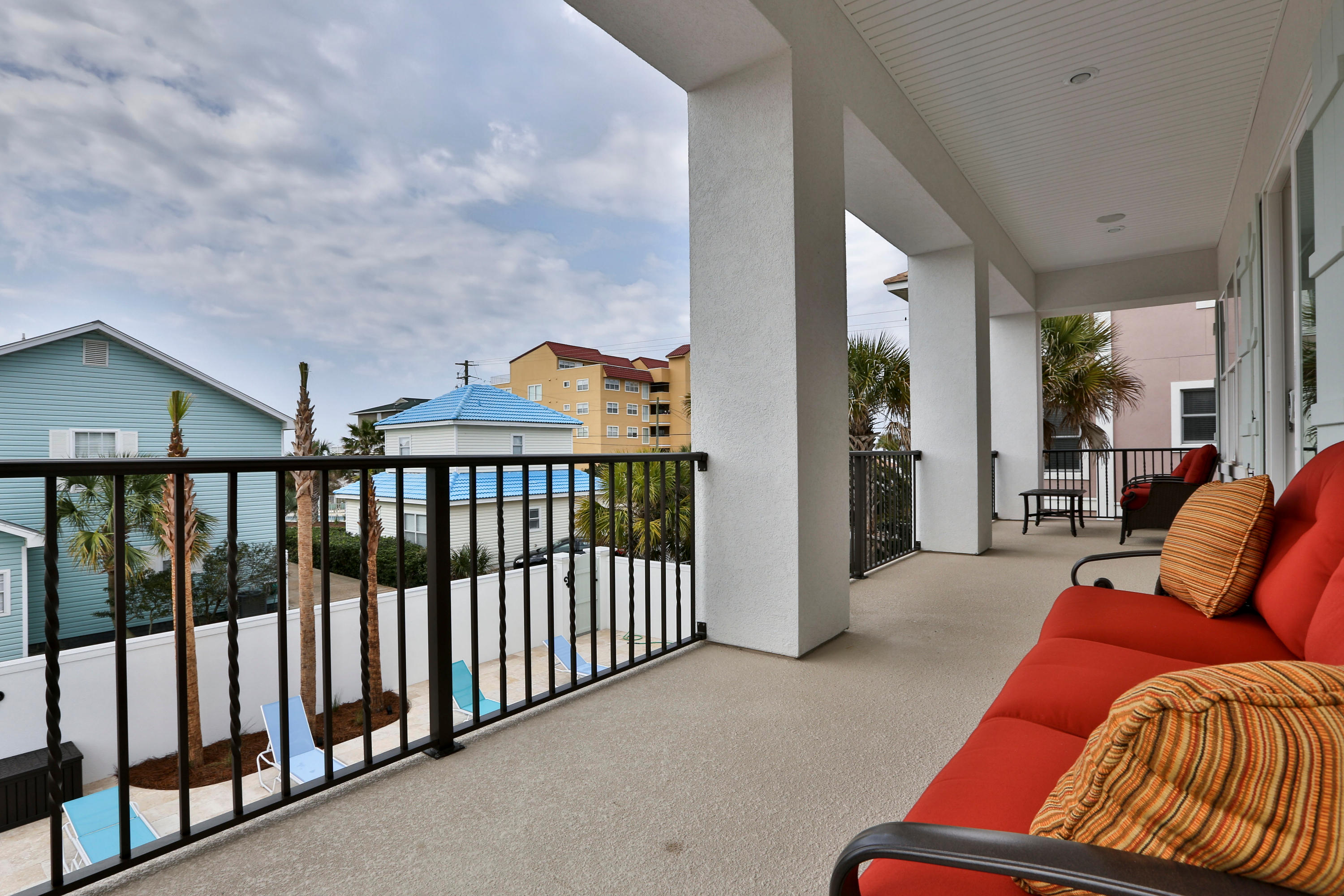 EMERALD DUNES - Residential