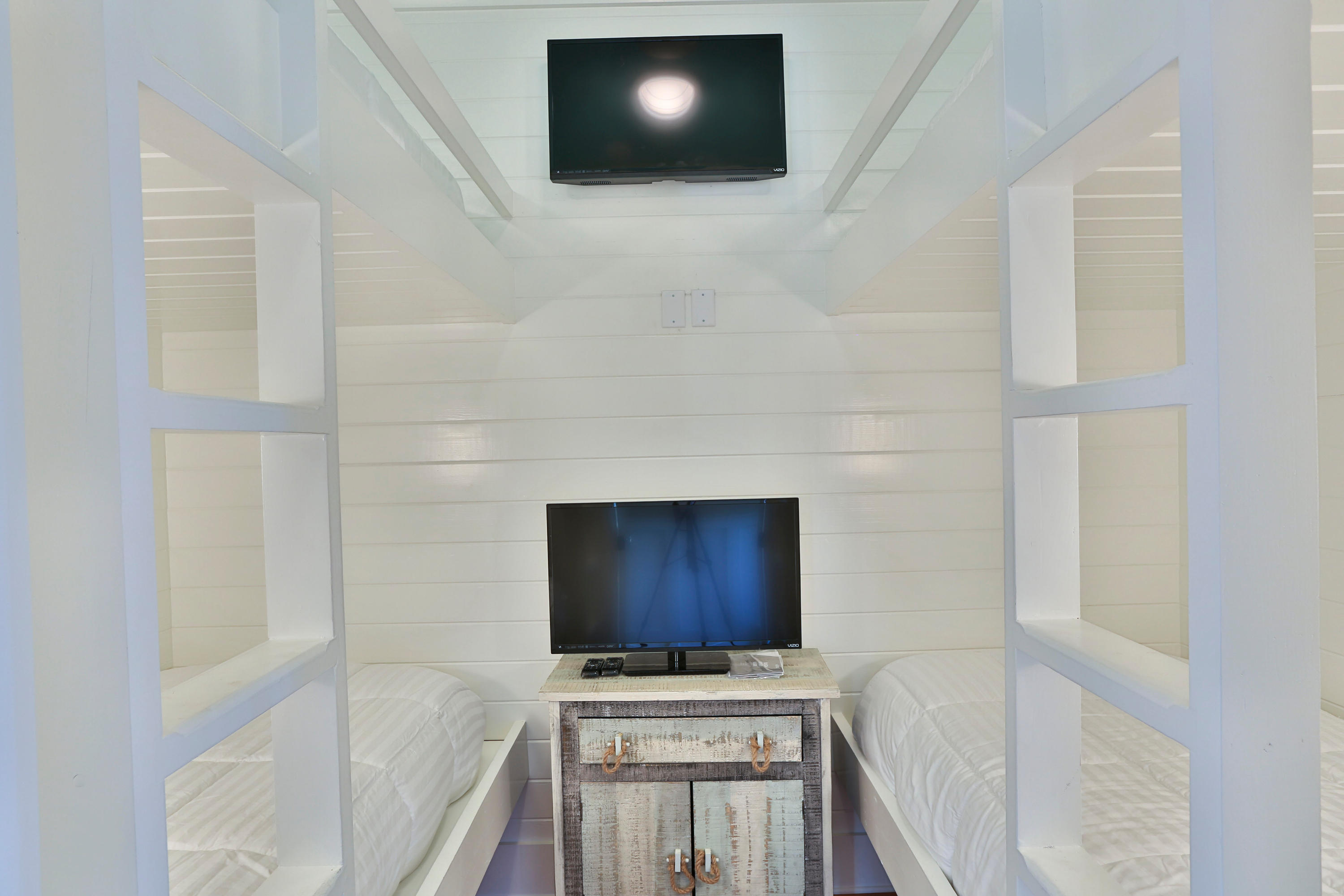 EMERALD DUNES - Residential