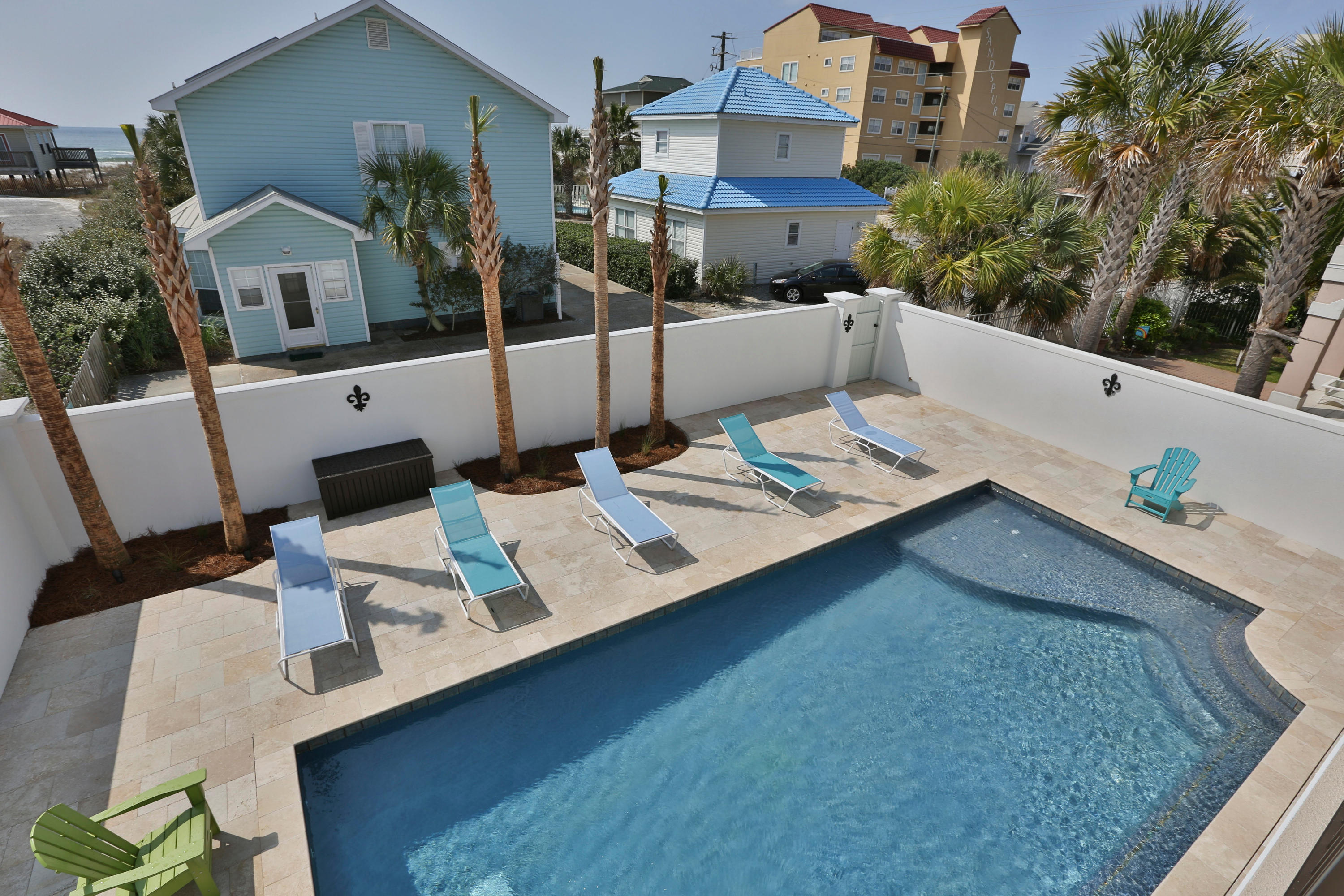 EMERALD DUNES - Residential