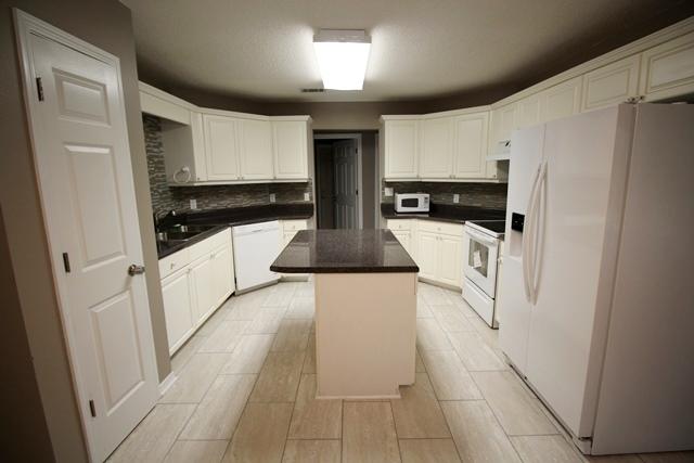 COUNTRYVIEW ESTATES 4TH ADDN - Residential