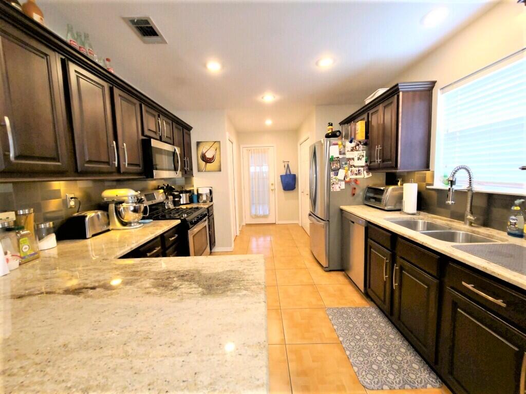 NORTH RIDGE CREEK S/D - Residential