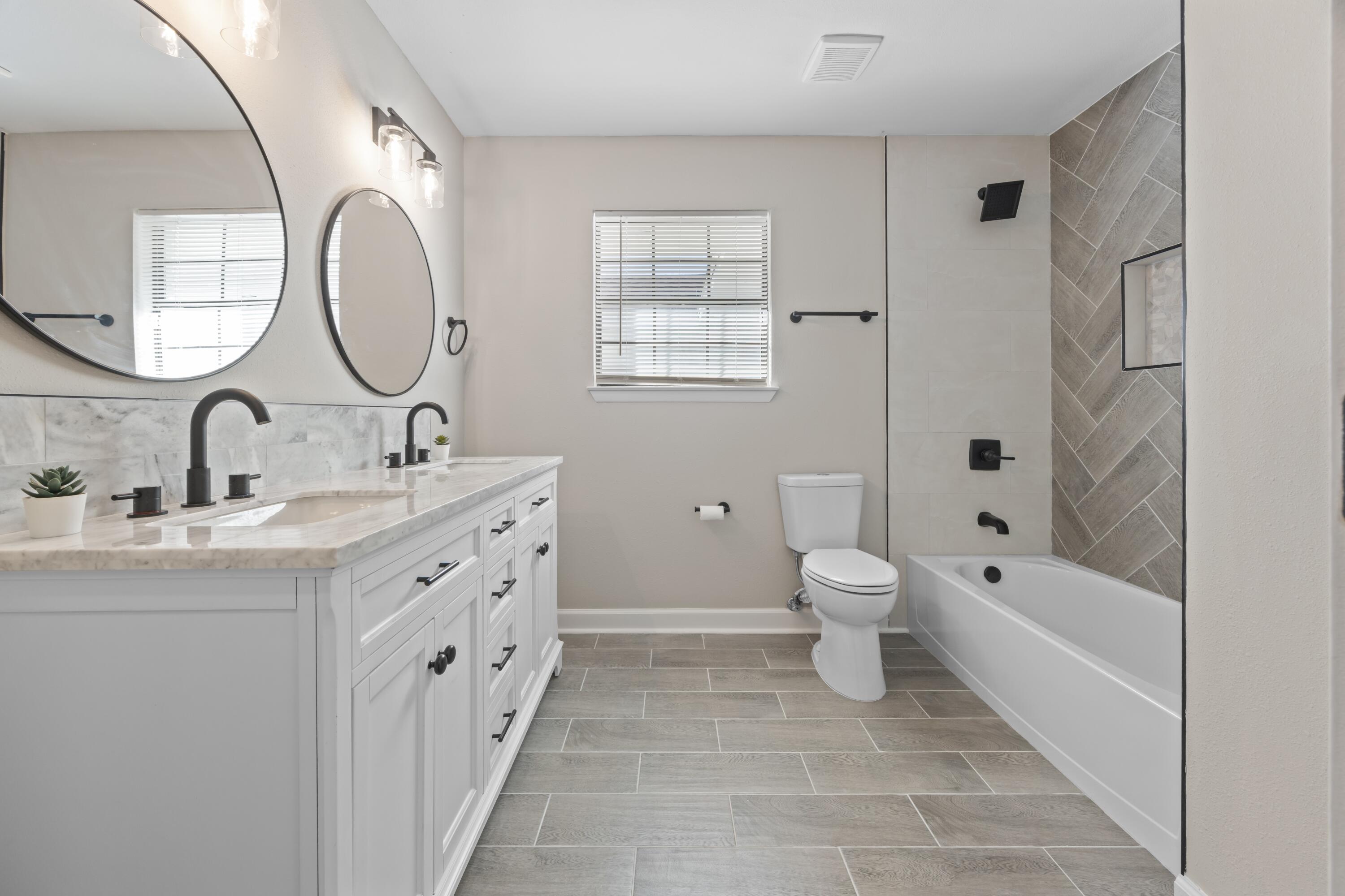 RAINTREE ESTATES - Residential