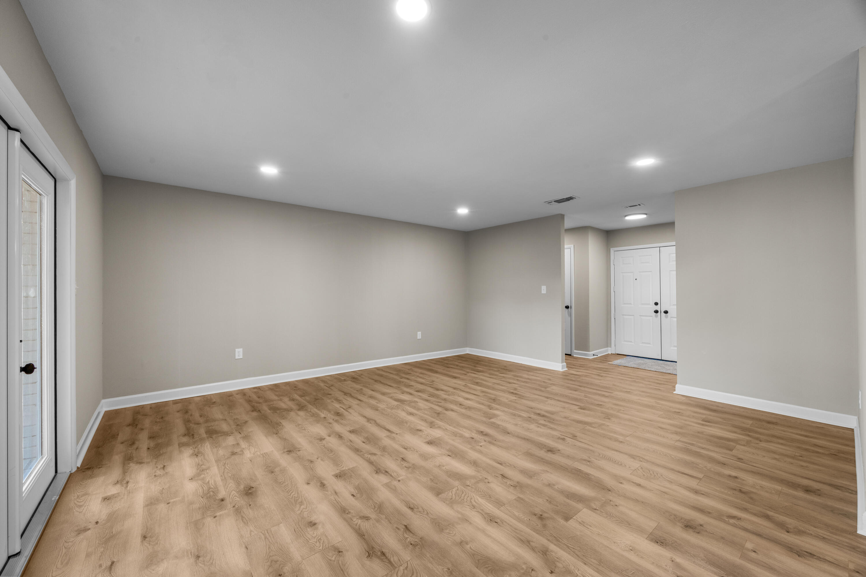 RAINTREE ESTATES - Residential