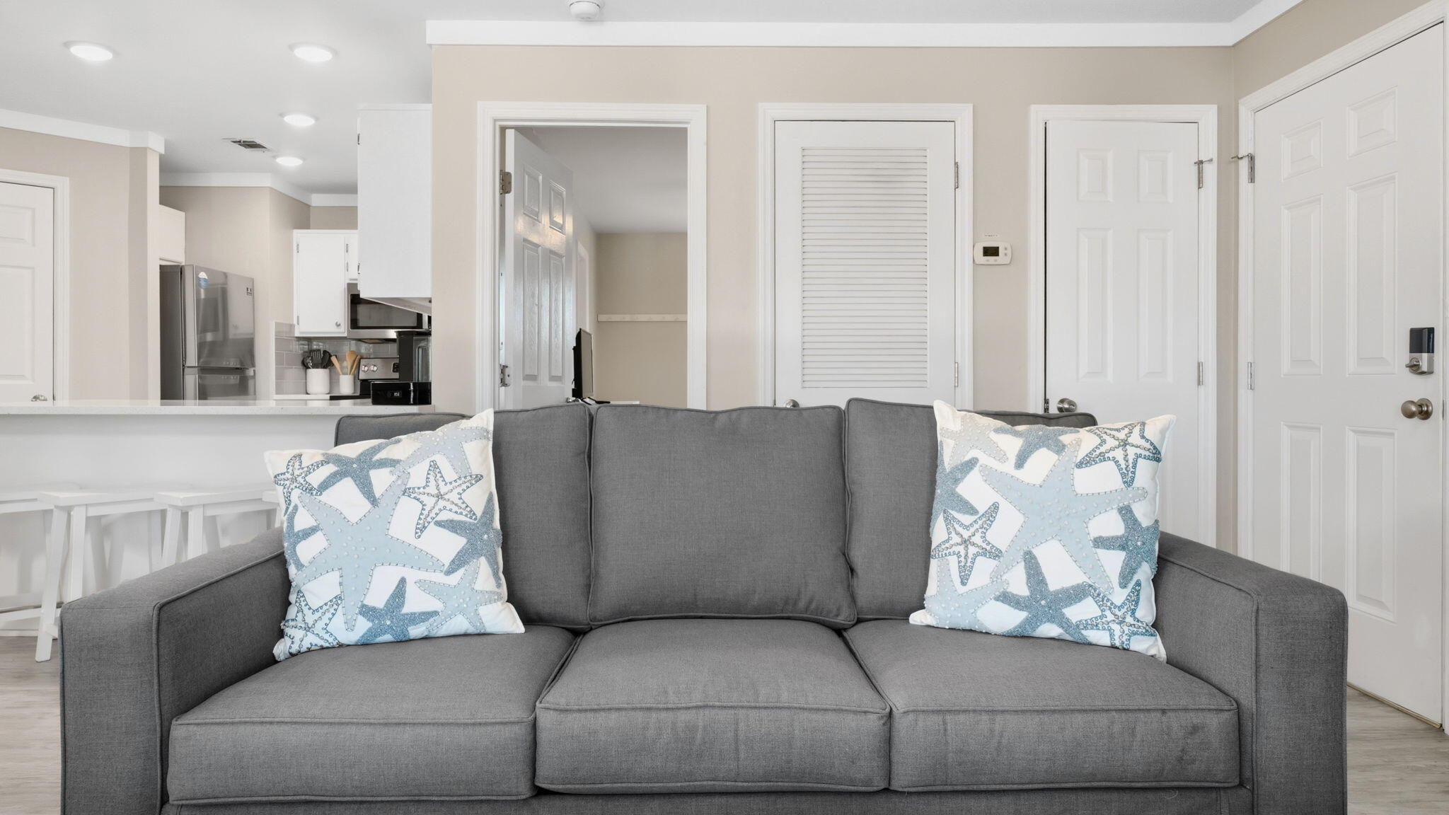 BEACHSIDE VILLAS CONDO - Residential