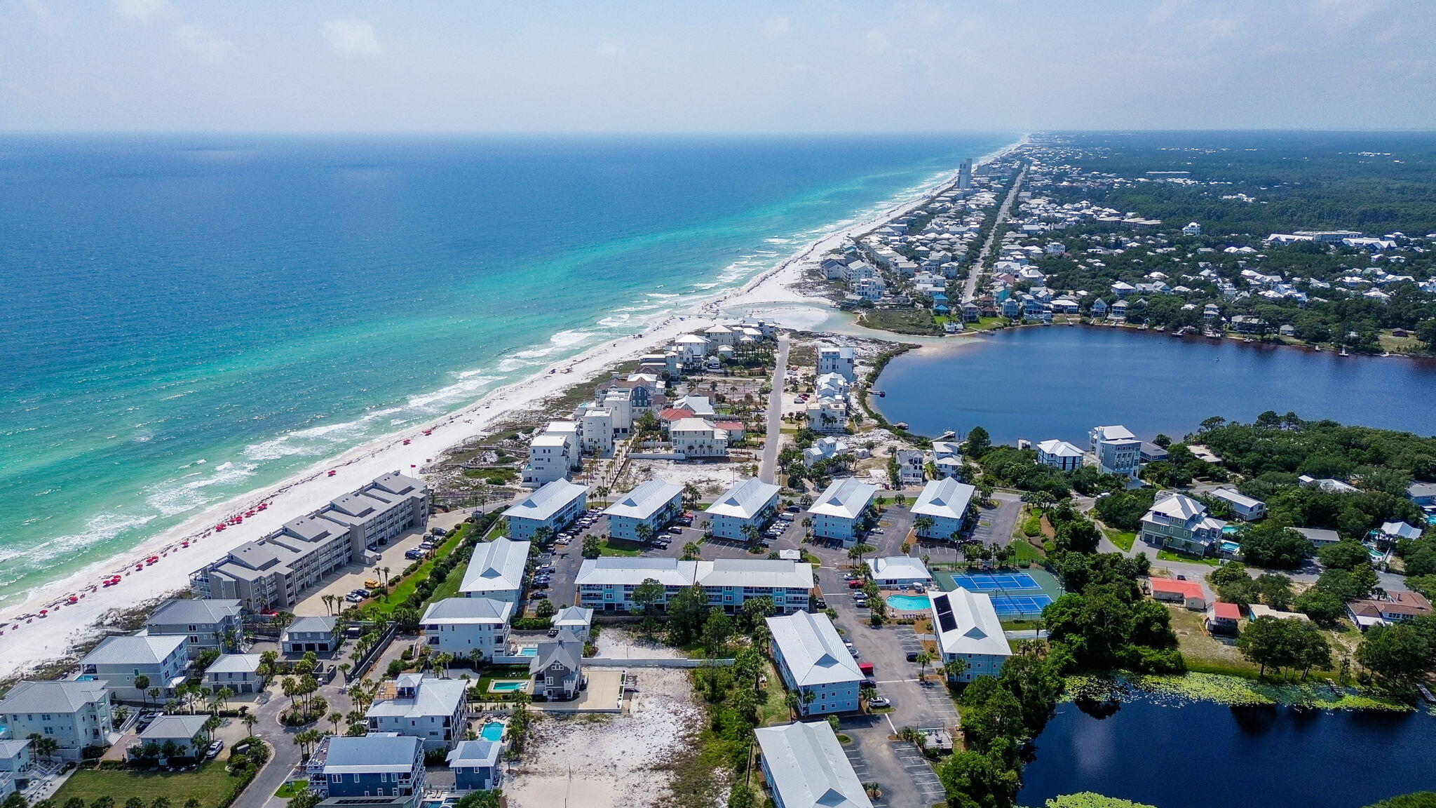 BEACHSIDE VILLAS CONDO - Residential