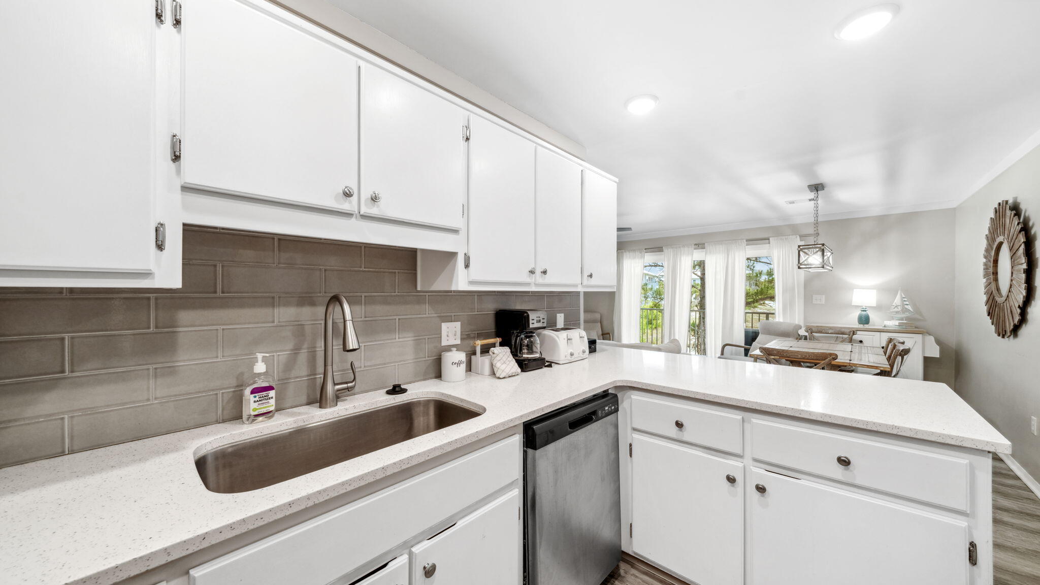 BEACHSIDE VILLAS CONDO - Residential