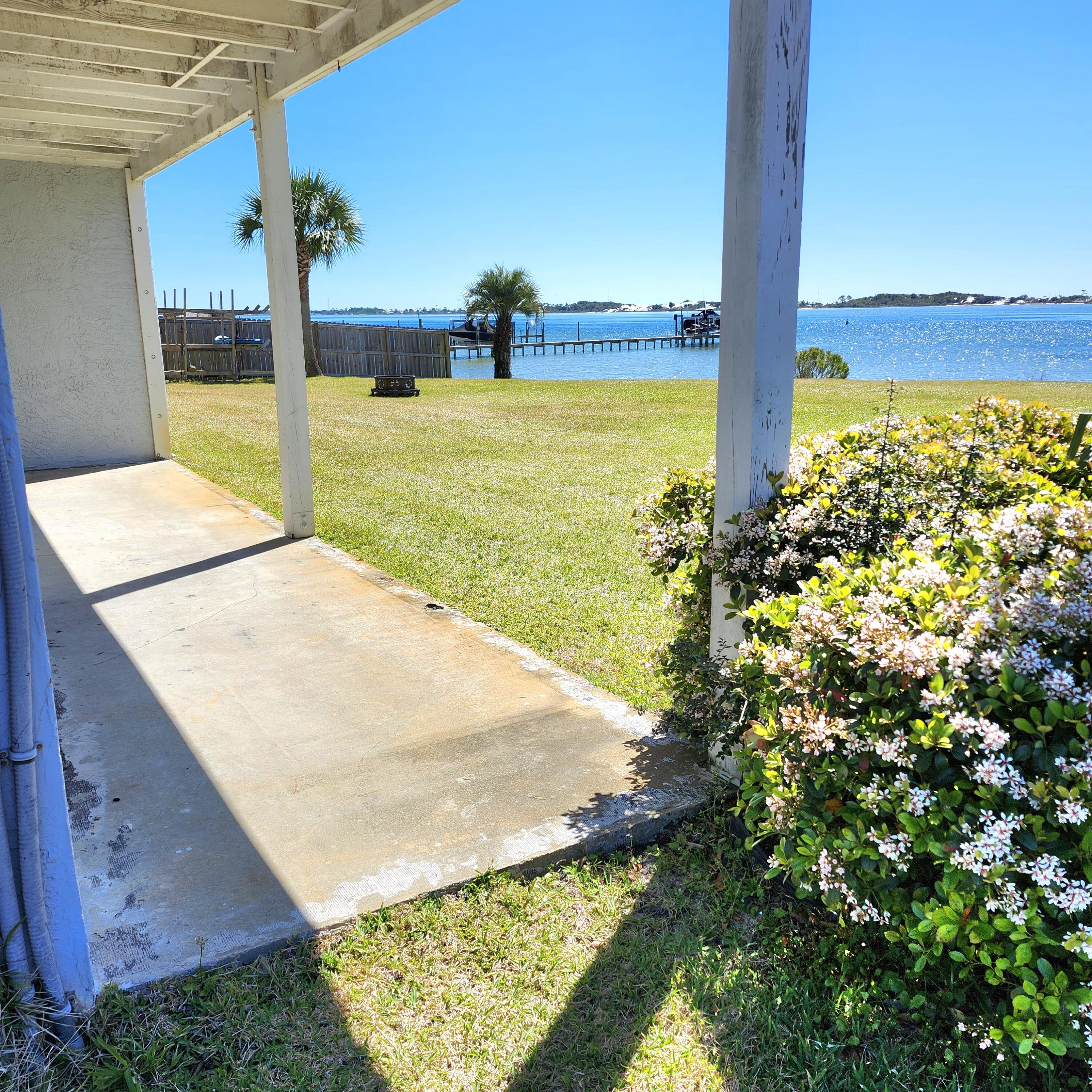 CHANNEL MARKER 2 - Residential