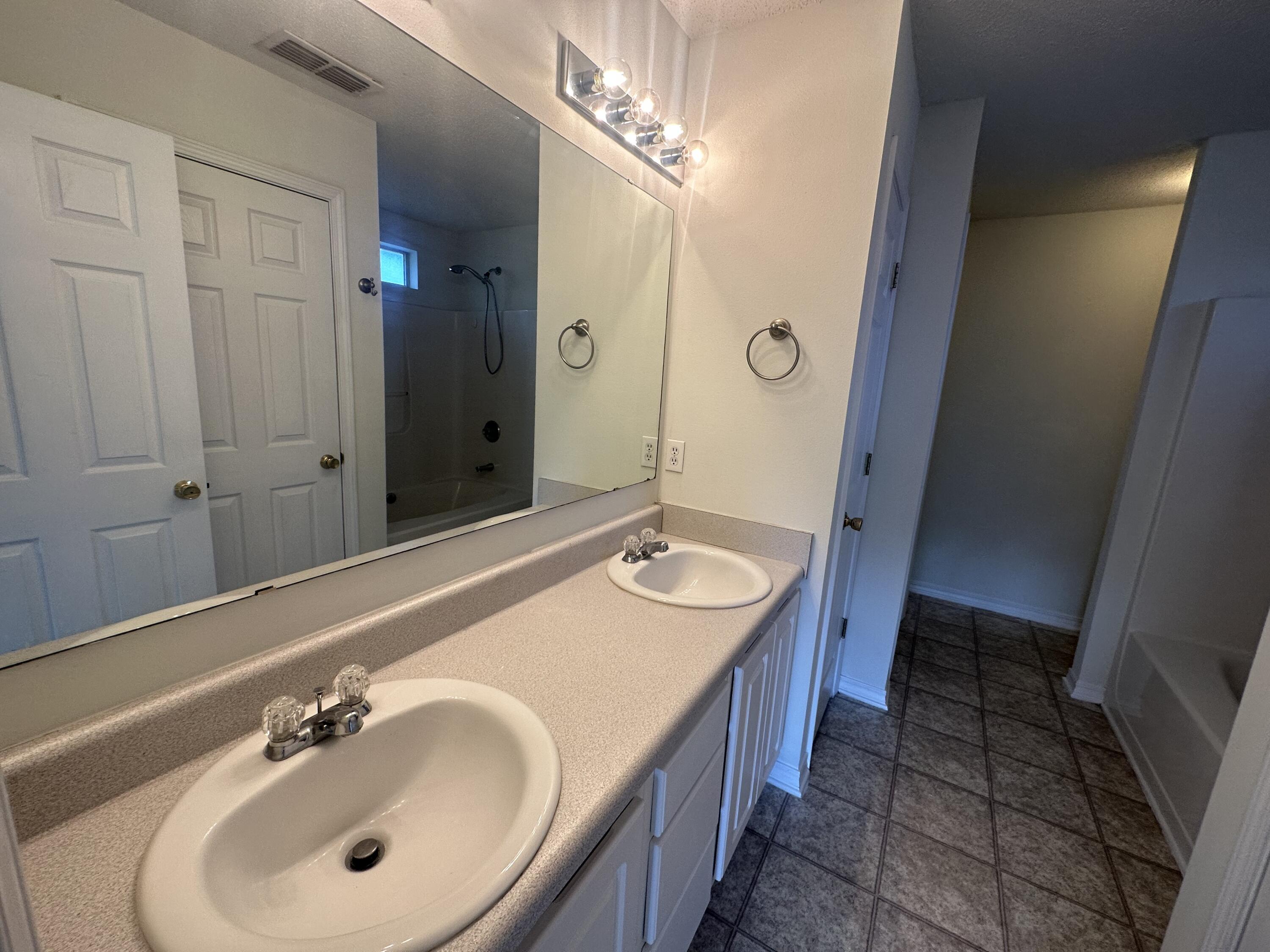 REDSTONE ESTATES - Residential