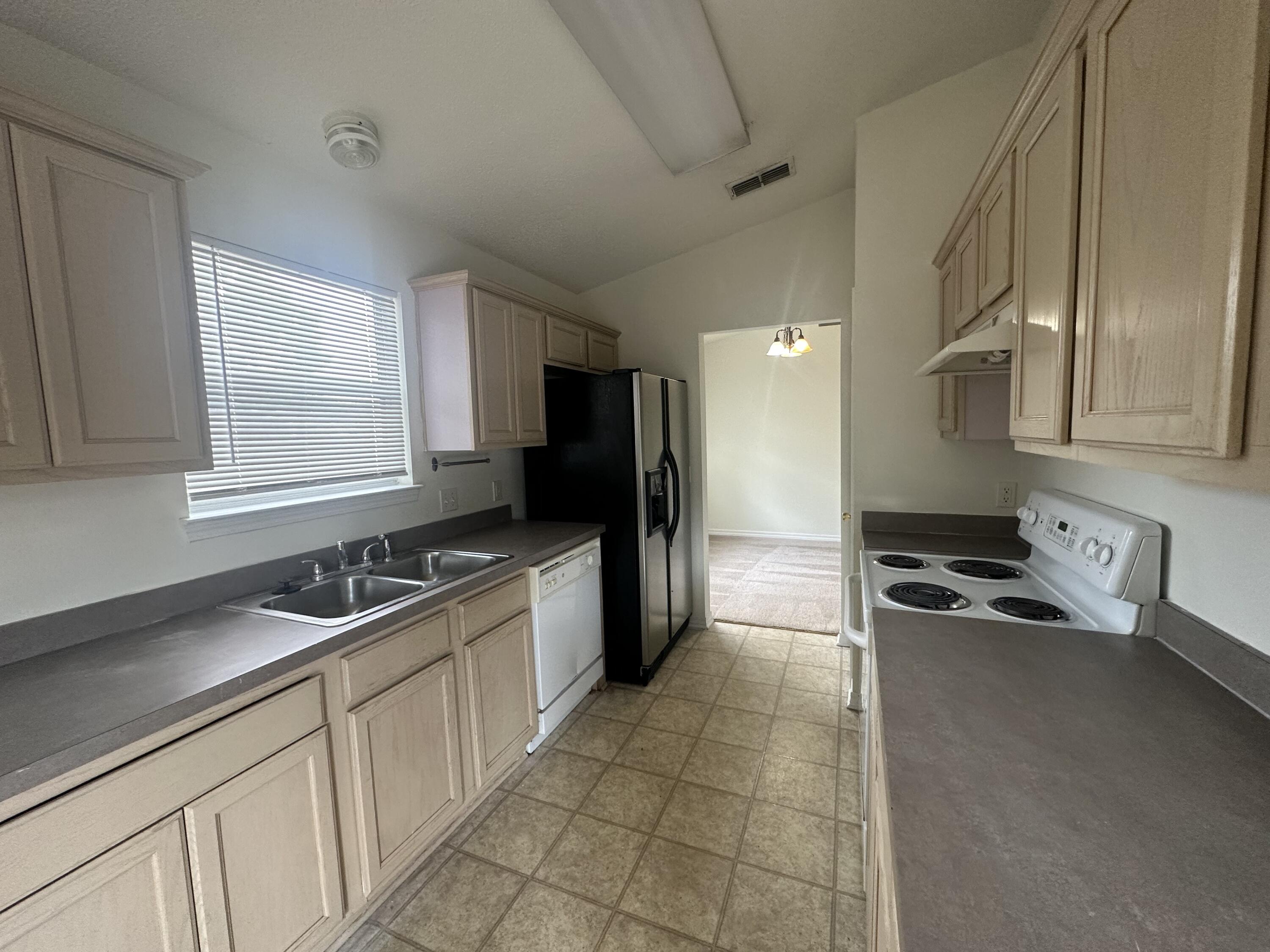 REDSTONE ESTATES - Residential