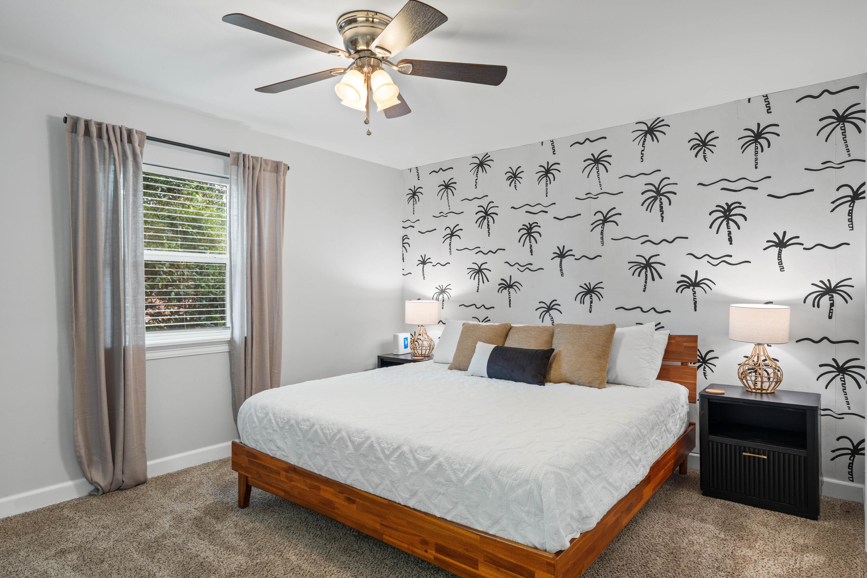 HOLIDAY SHORES EST 4TH ADDN - Residential