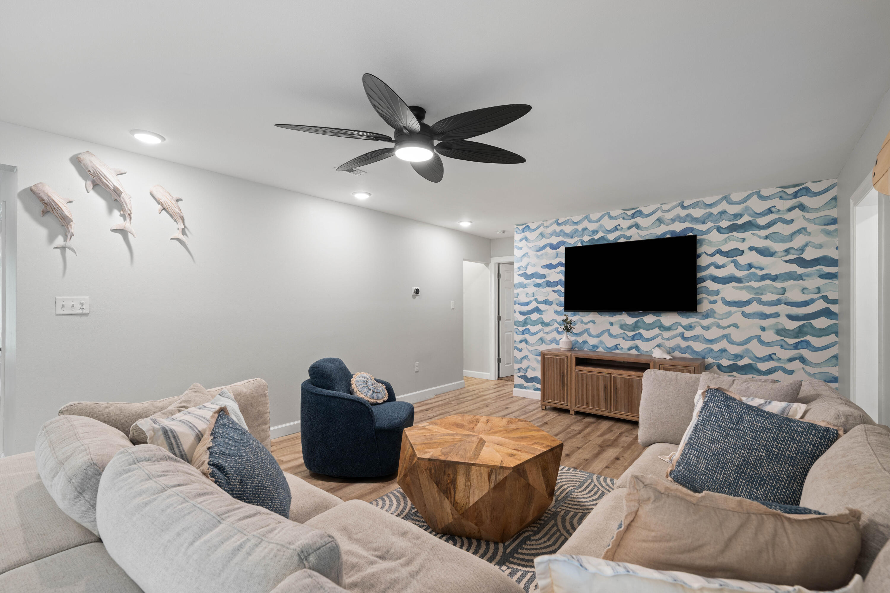 HOLIDAY SHORES EST 4TH ADDN - Residential