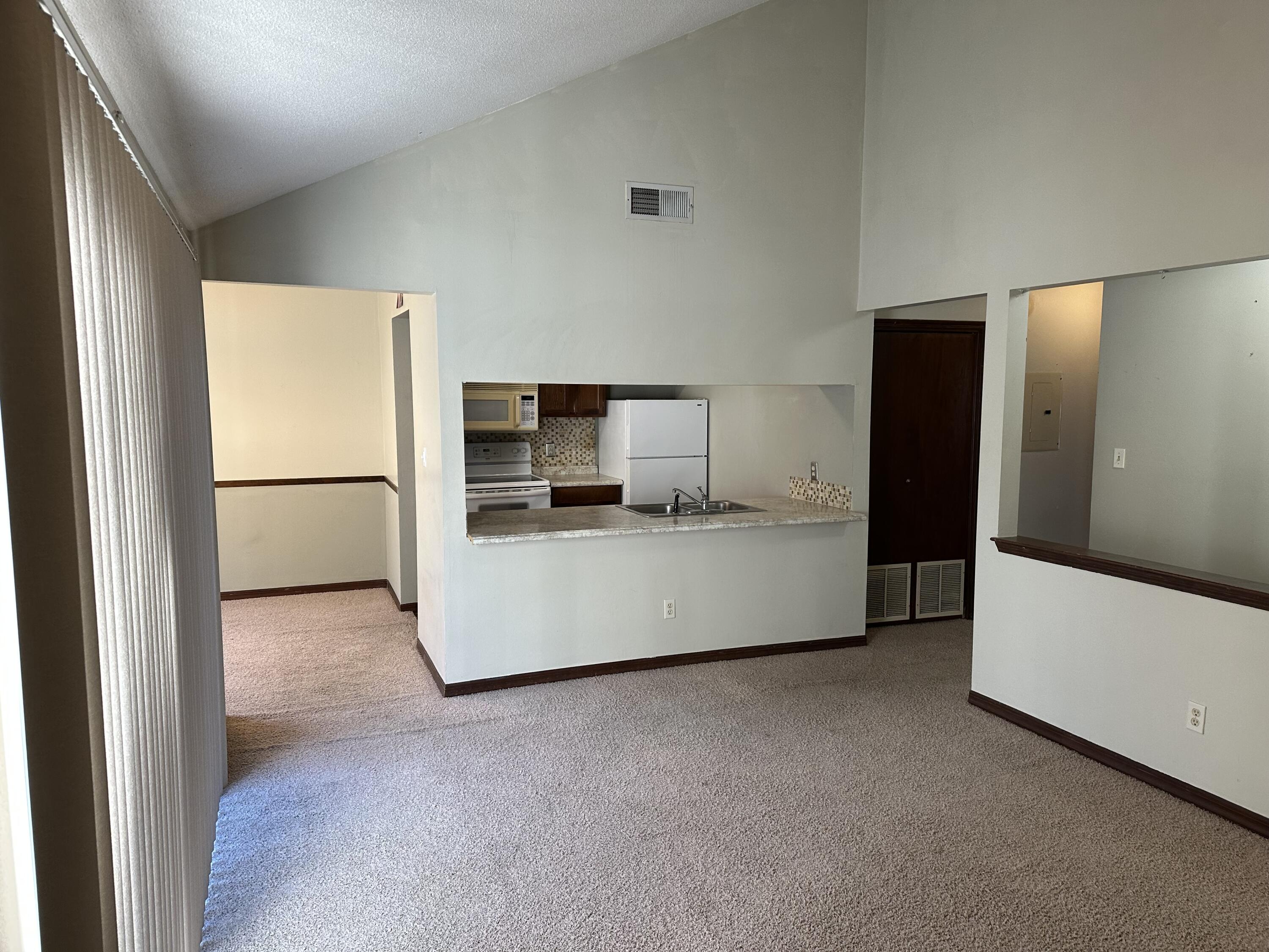 ELM PLACE CONDO - Residential