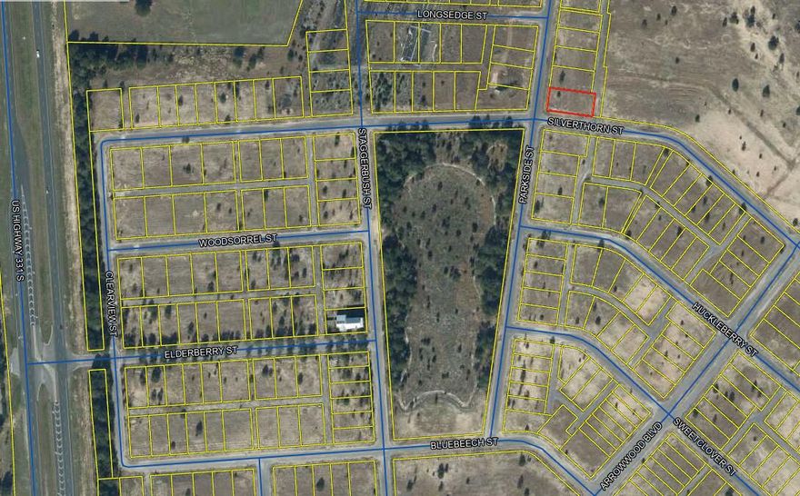 Welcome to this unique traditional neighborhood development community, situated near the heart of historic Freeport, FL! Owl's Head features residential single-family homes and boasts a beautiful pristine lake, an interior central park, private alleys to rear entry garages and elevations of over 100 feet above sea level. Close proximity to hiking trails, shopping, dining, Publix, Freeport High School, and more! Build your new home here and take part in this new and vibrant community!