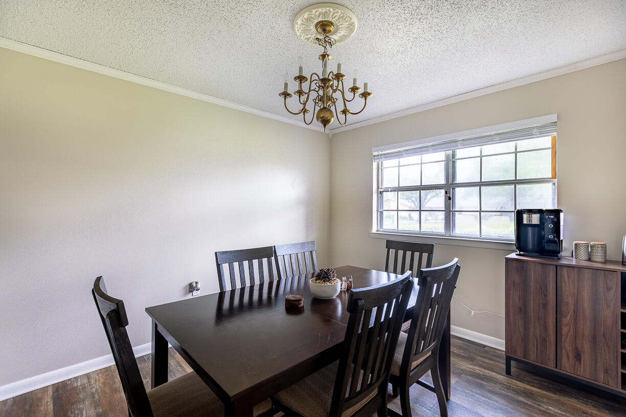 CASA LOMA S/D - Residential Lease