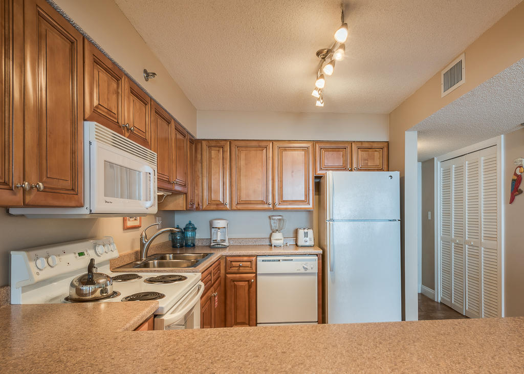 BEACHCREST CONDO - Residential