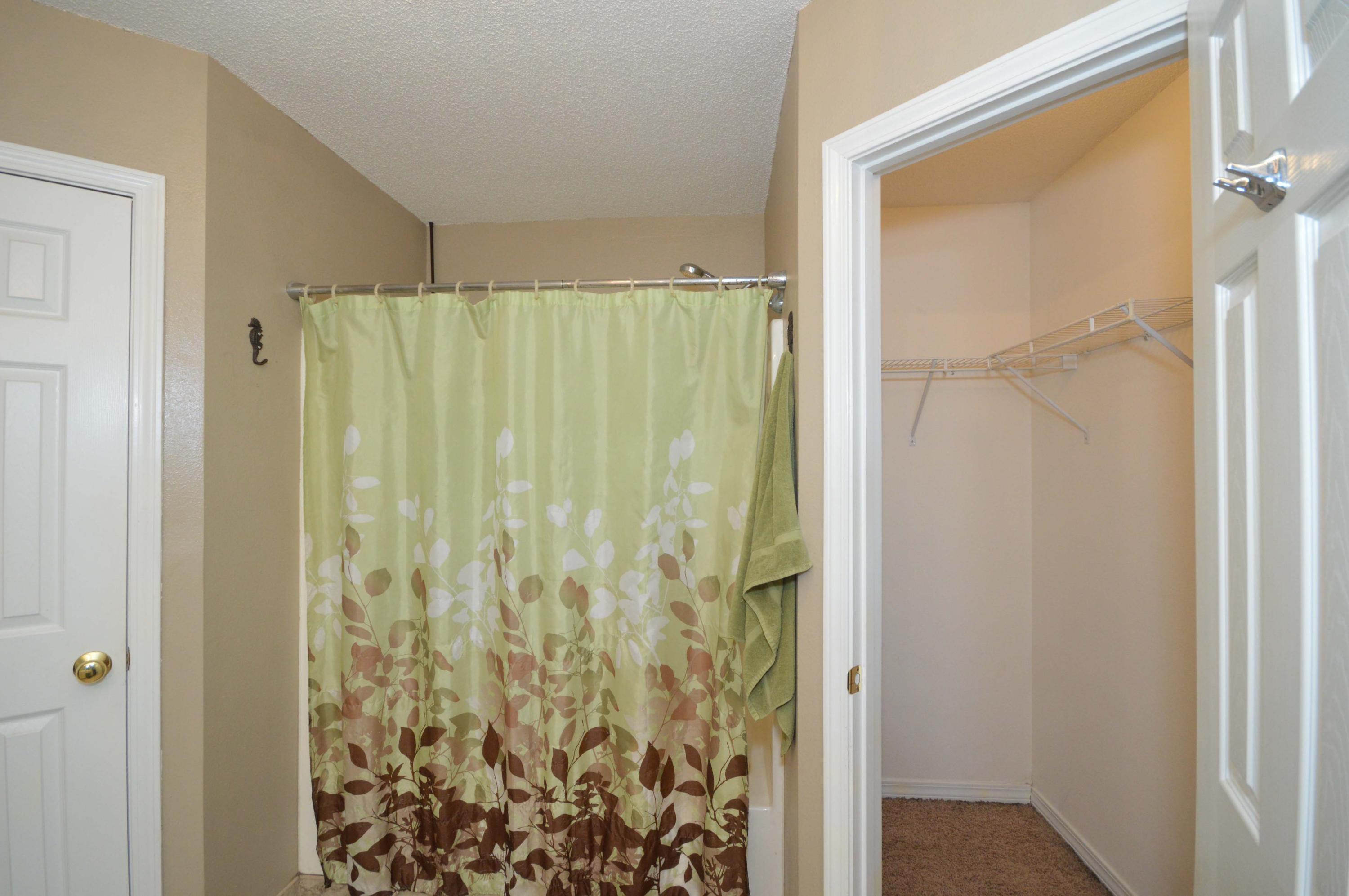 LA FLORESTA PH 2 - Residential