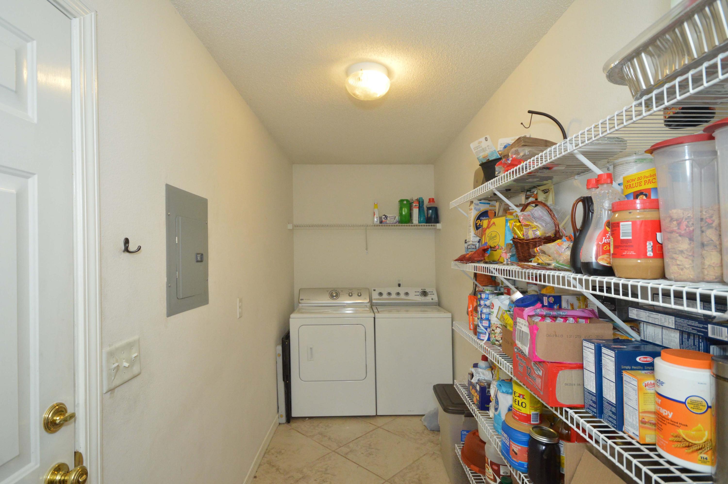 LA FLORESTA PH 2 - Residential