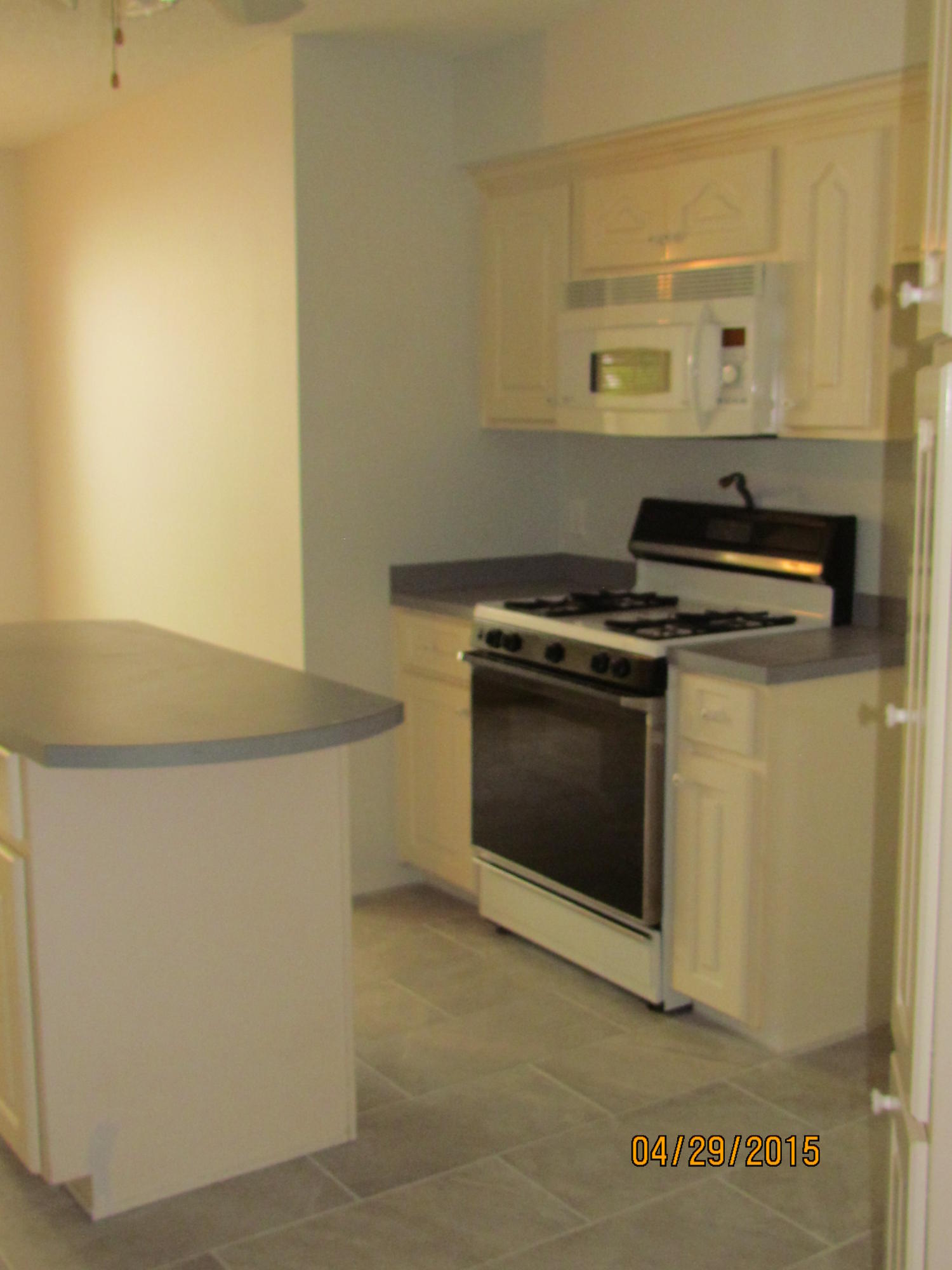 PARKWOOD SQUARE PH 1 - Residential Lease