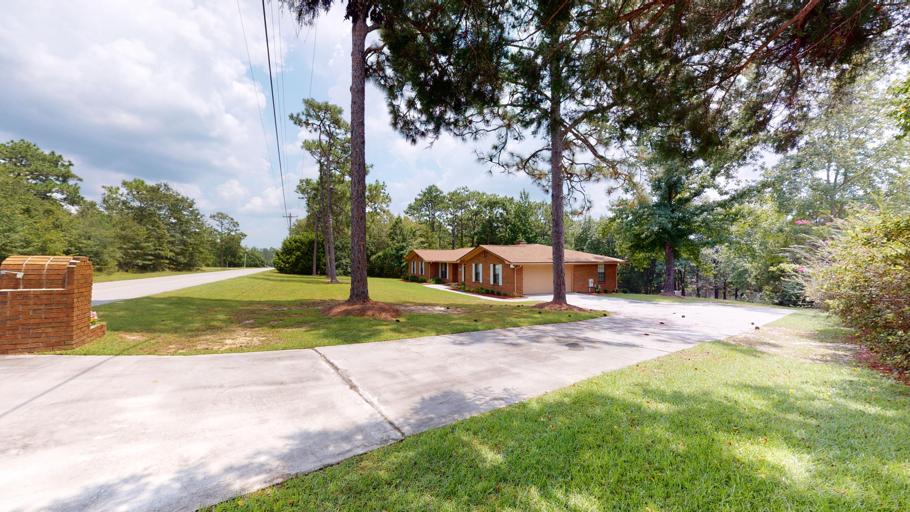 TEN LAKE ESTATES UNIT 1 - Residential