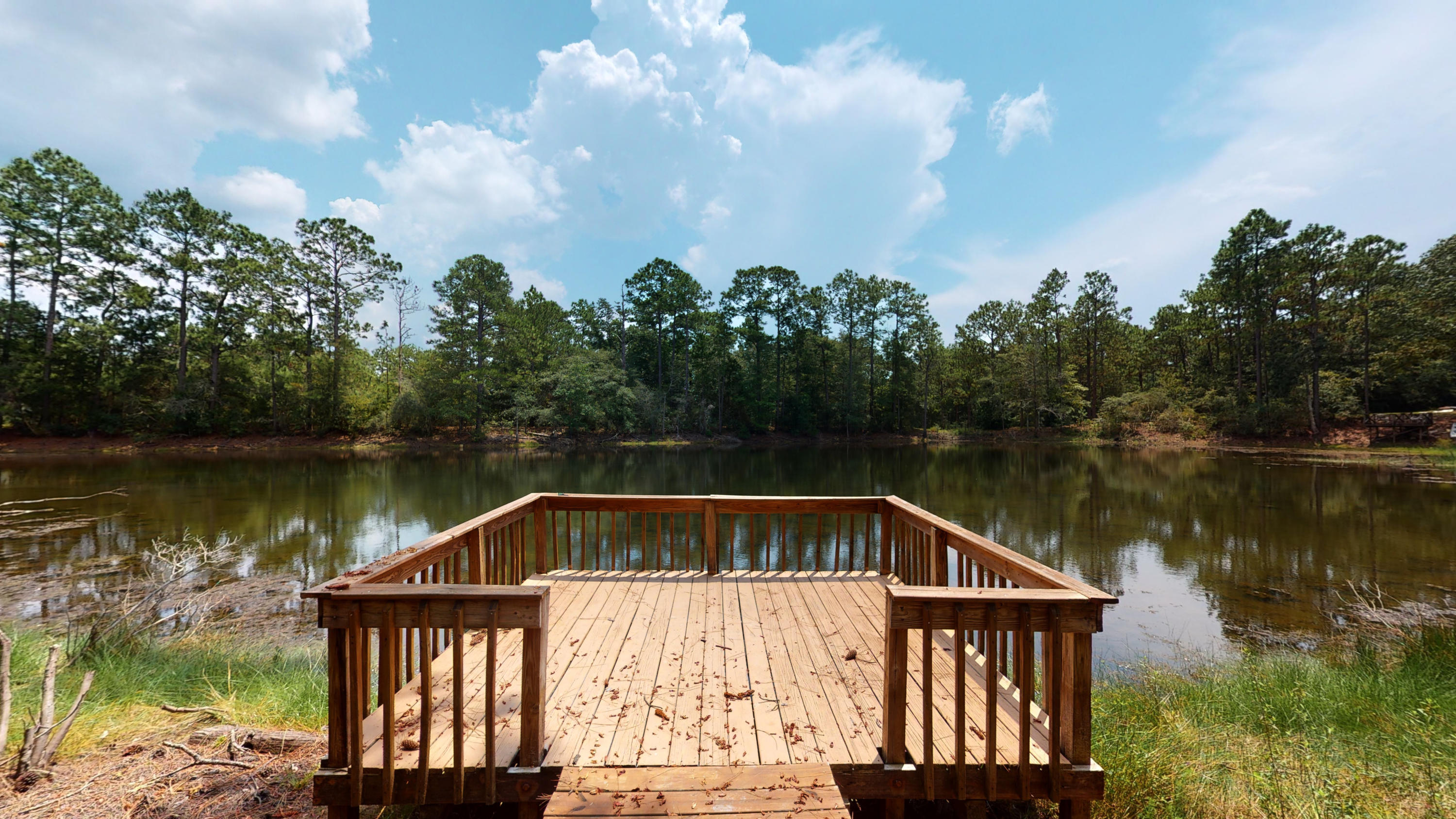 TEN LAKE ESTATES UNIT 1 - Residential