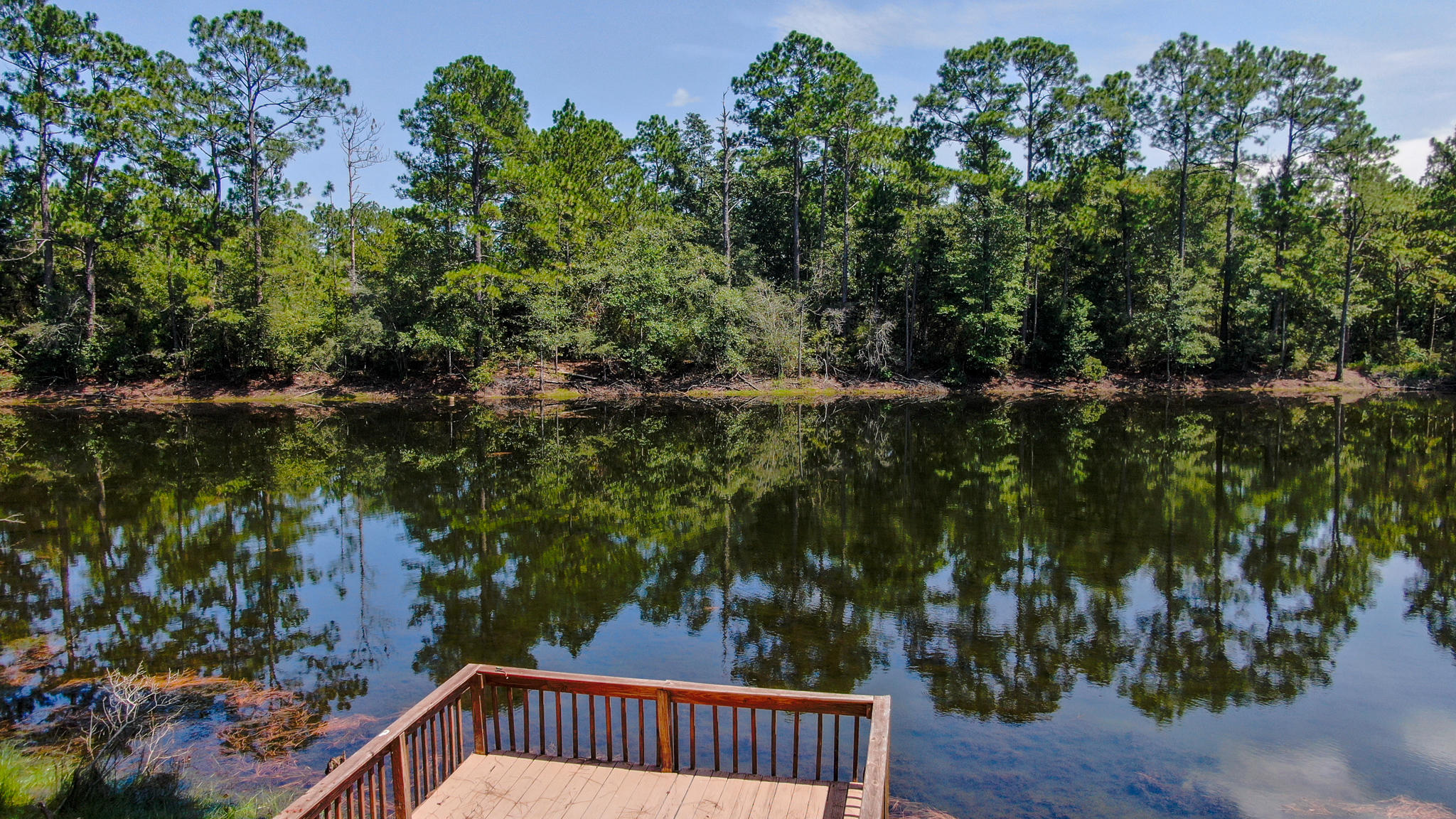 TEN LAKE ESTATES UNIT 1 - Residential