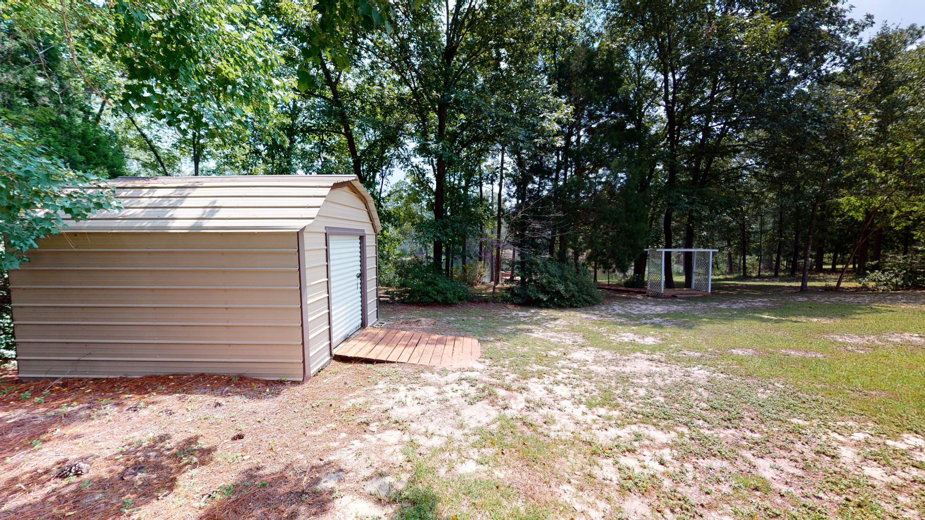 TEN LAKE ESTATES UNIT 1 - Residential