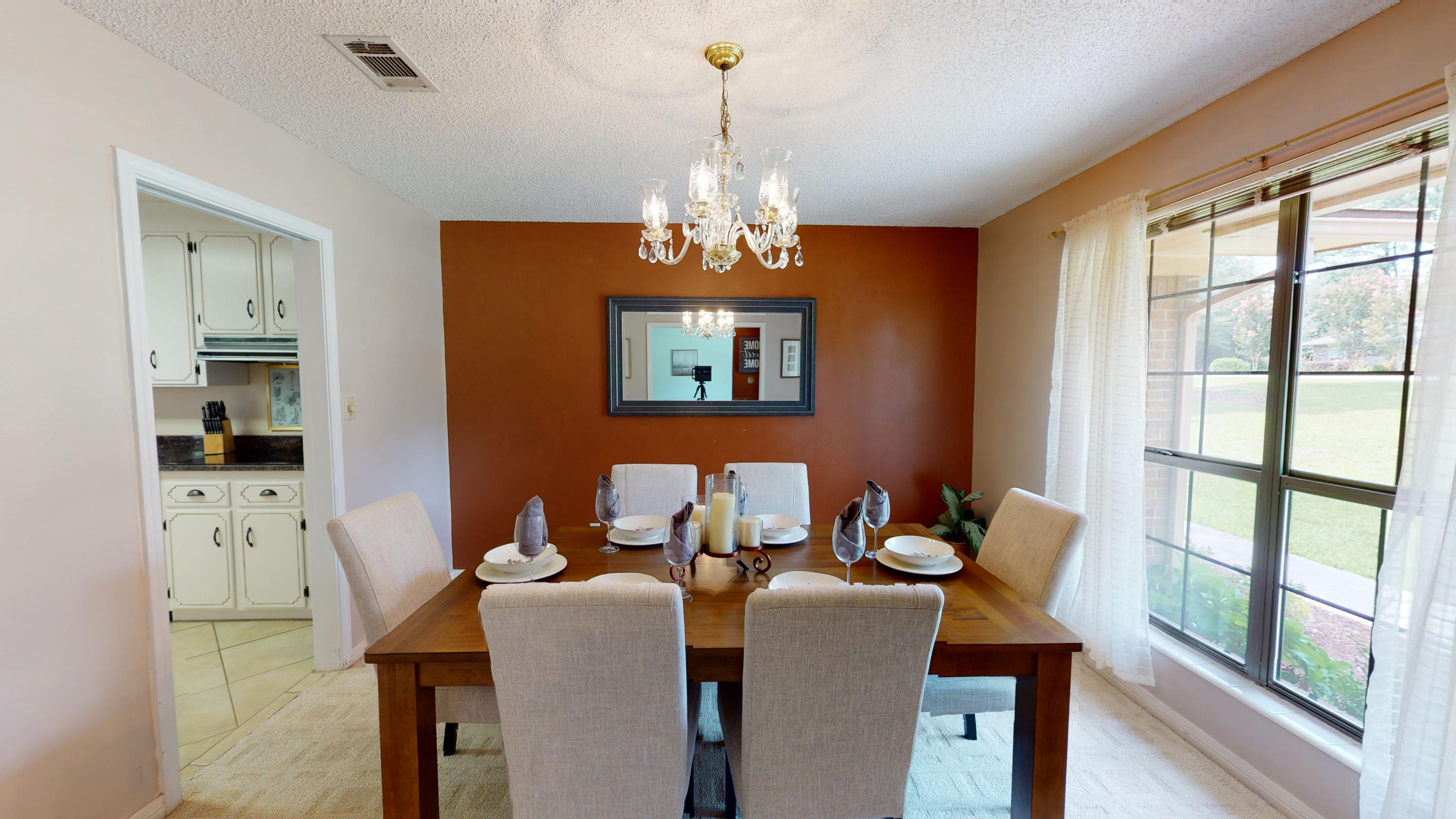 TEN LAKE ESTATES UNIT 1 - Residential