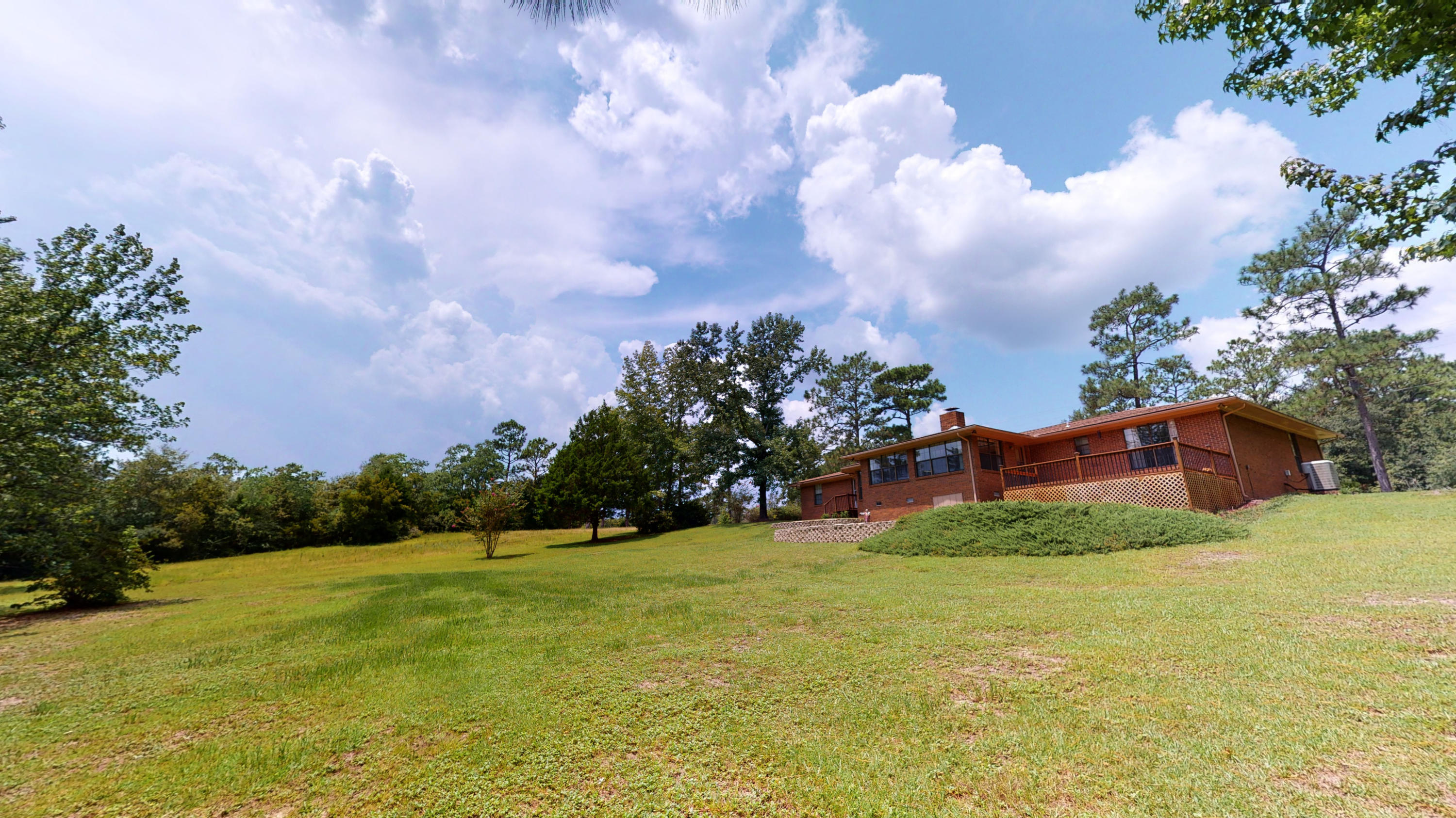 TEN LAKE ESTATES UNIT 1 - Residential