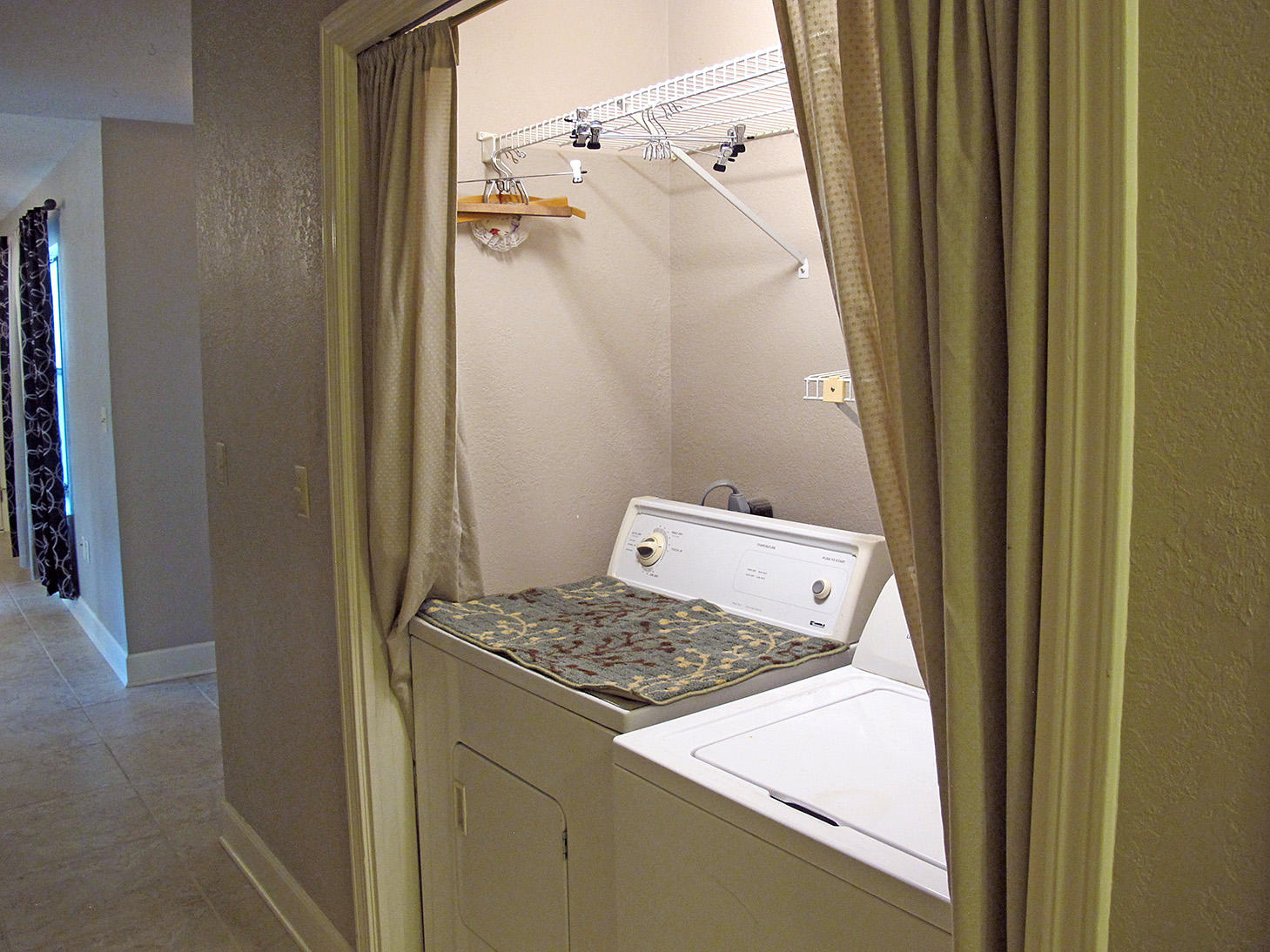 COUNTRY OAKS ESTATES PH 2 - Residential