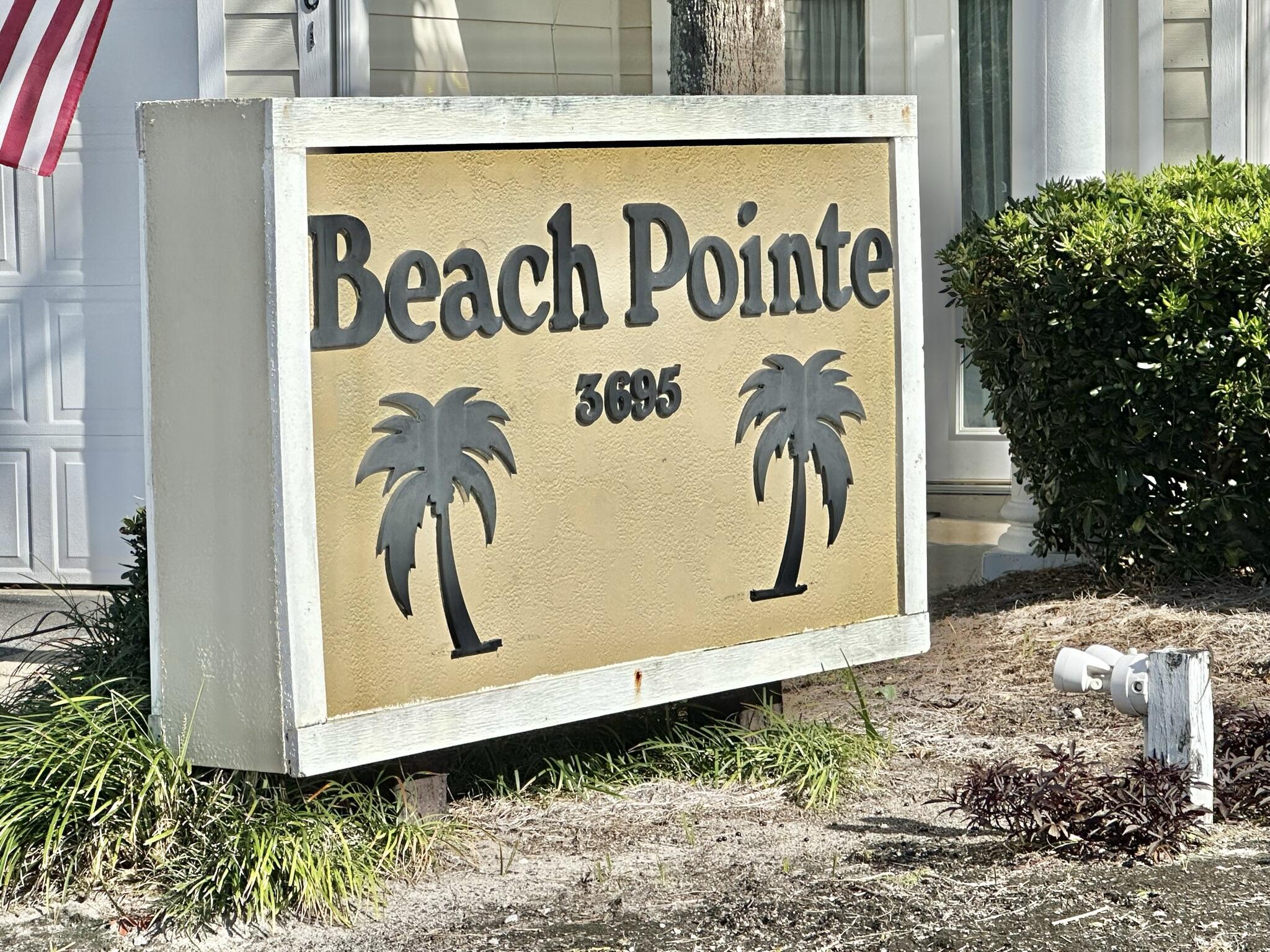 BEACH POINTE T/H REPLAT LOT 1 BLK 8 - Residential