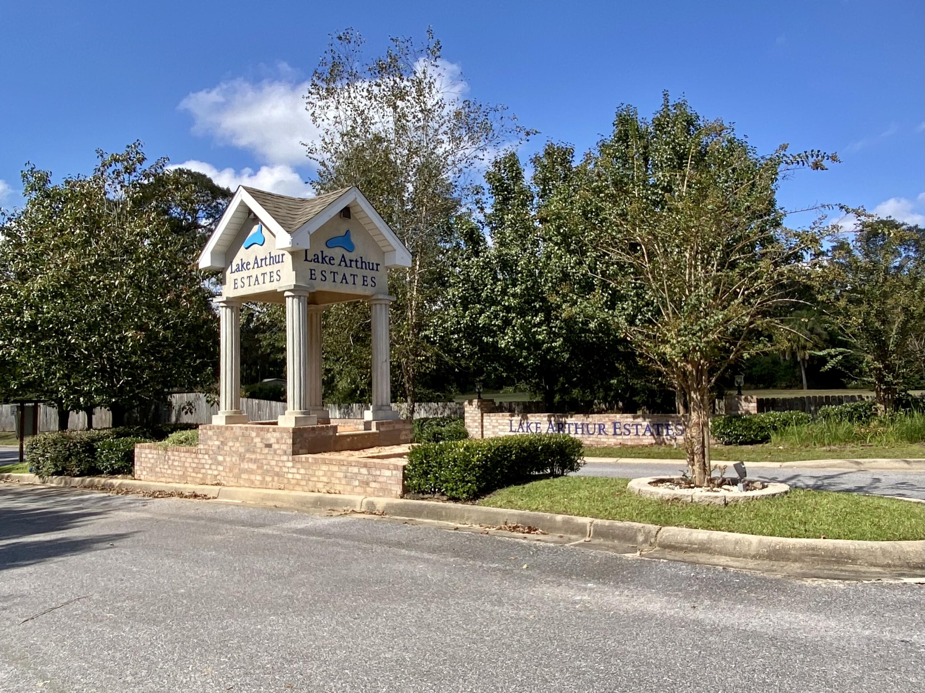 LAKE ARTHUR EST PH I - Land
