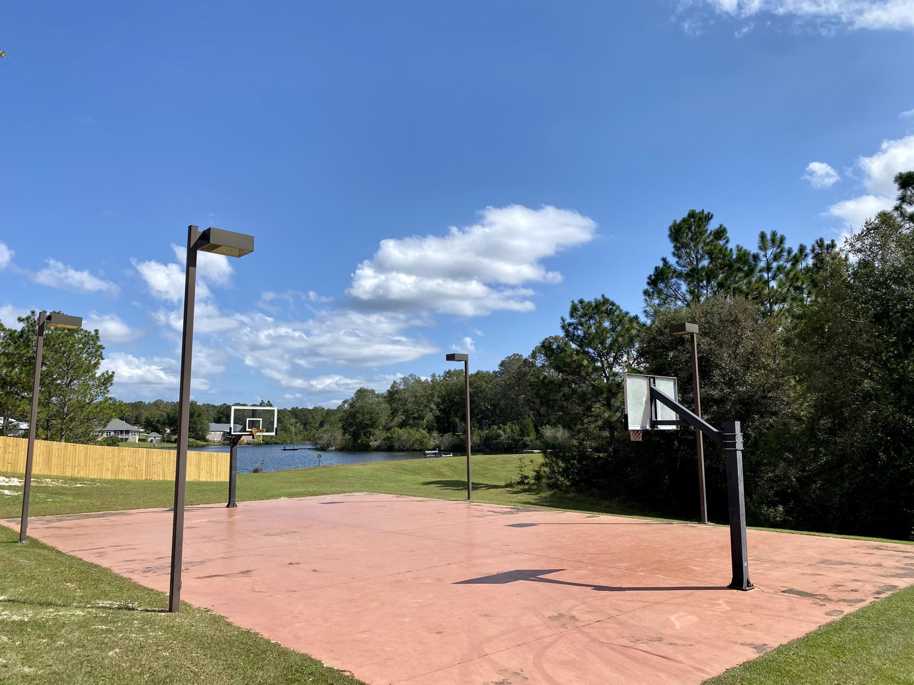 LAKE ARTHUR EST PH I - Land